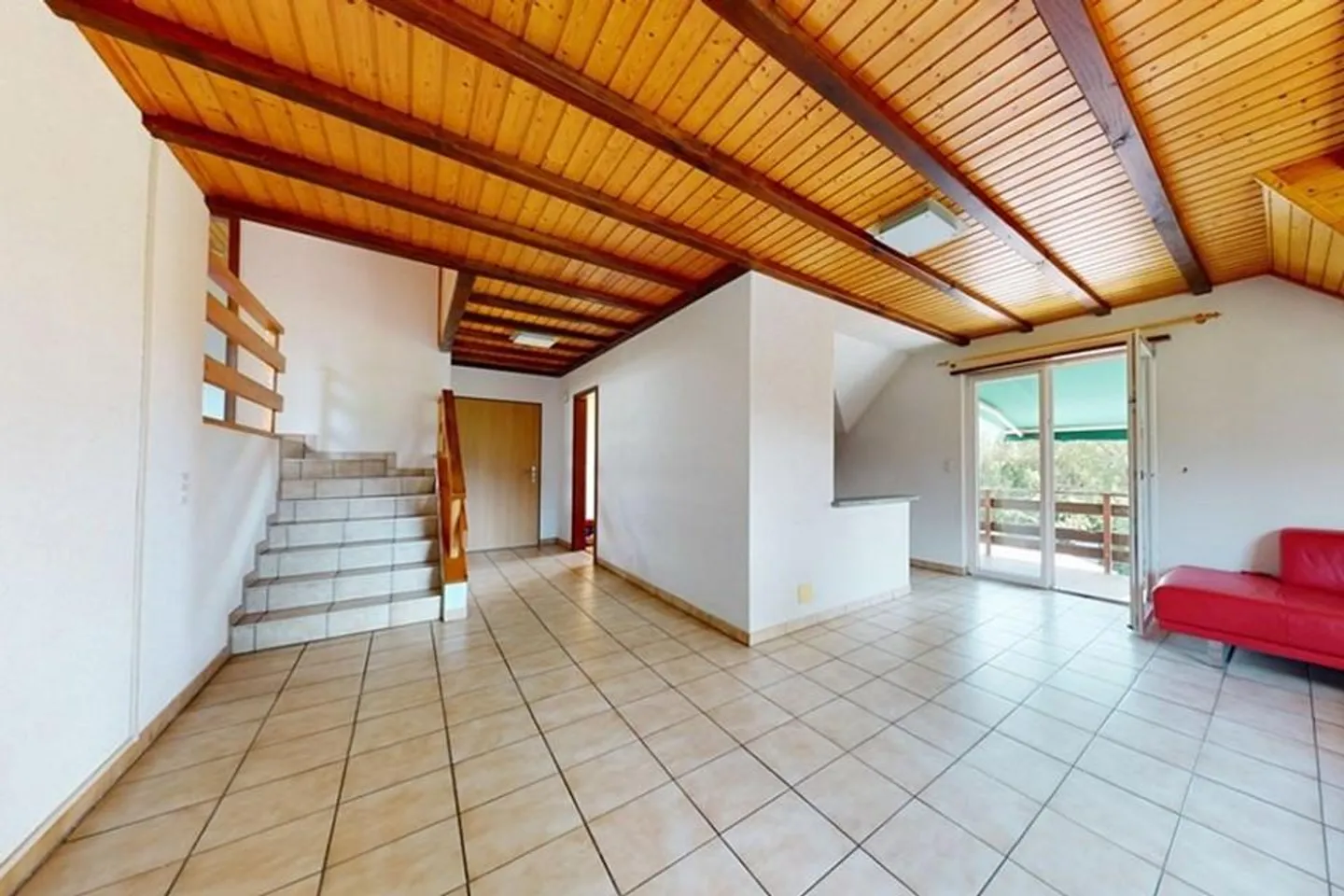 A Gem of Light with Large Private Garden - Photo 3 of 6