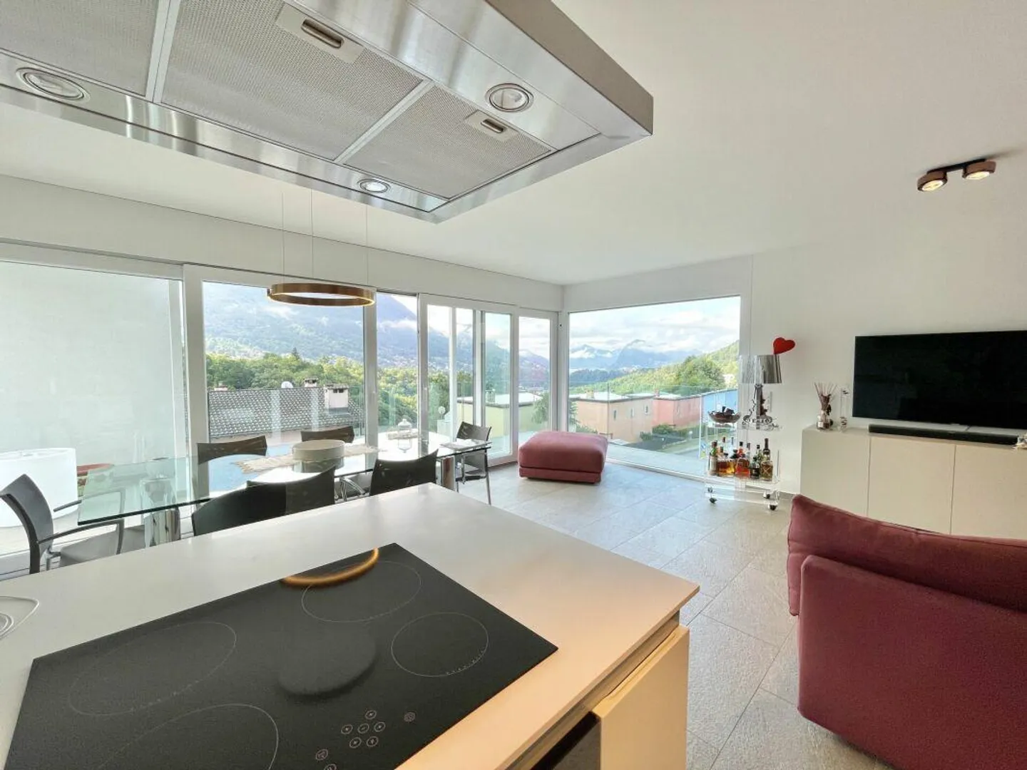 Lugaggia: Wohnung mit Seeblick und Garten, 4,5 Zimmer - Foto 6 von 10