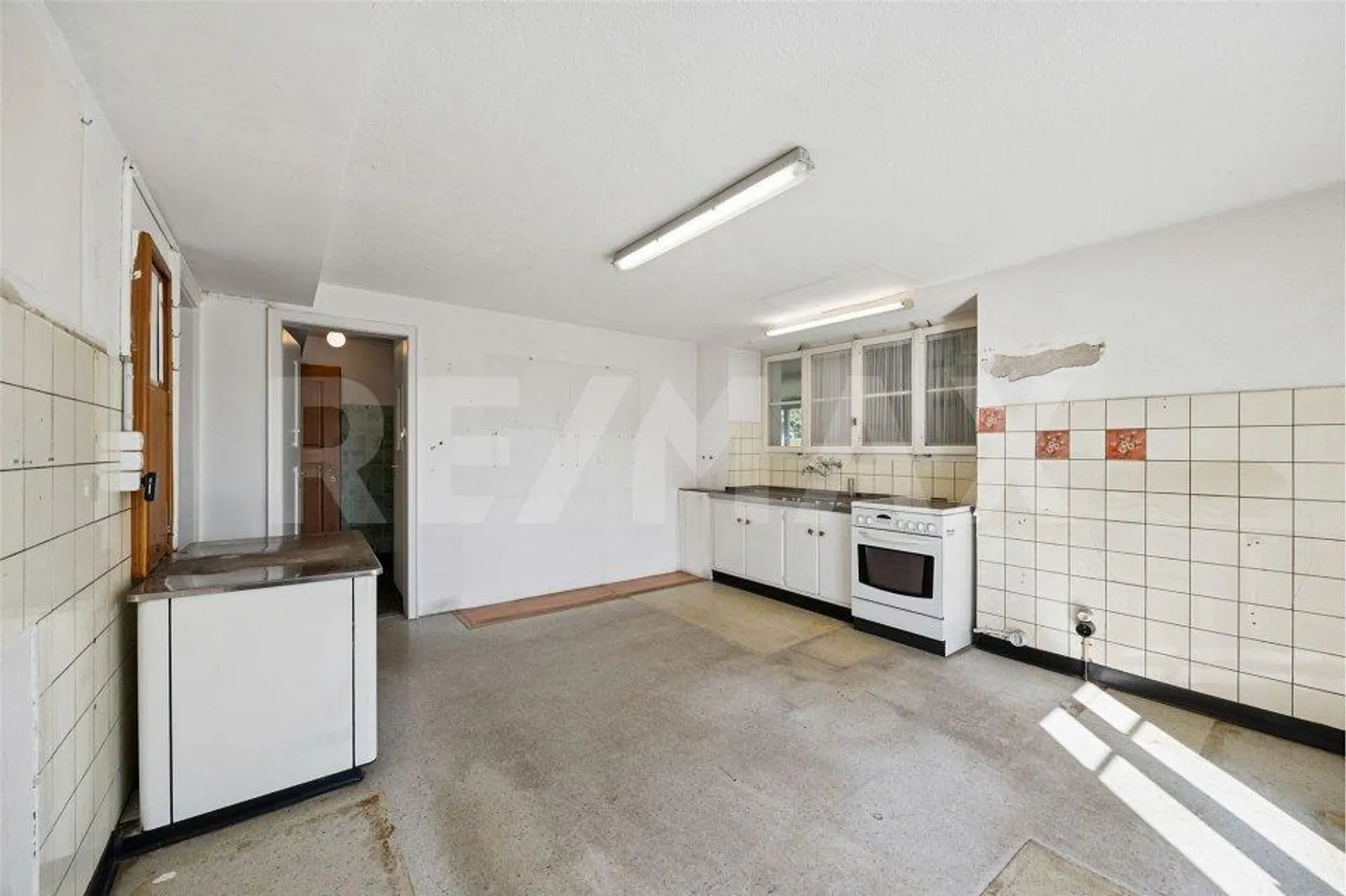 Casa residenziale e di ospitalità tradizionale con potenziale in una posizione privilegiata… - Foto 6 di 13