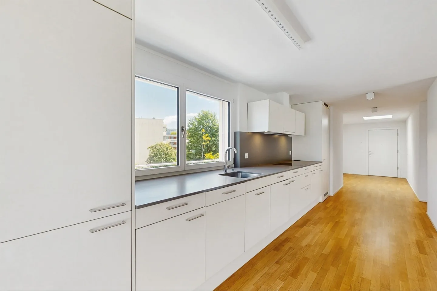 Modernes Penthouse mit Terrasse - Foto 8 von 10