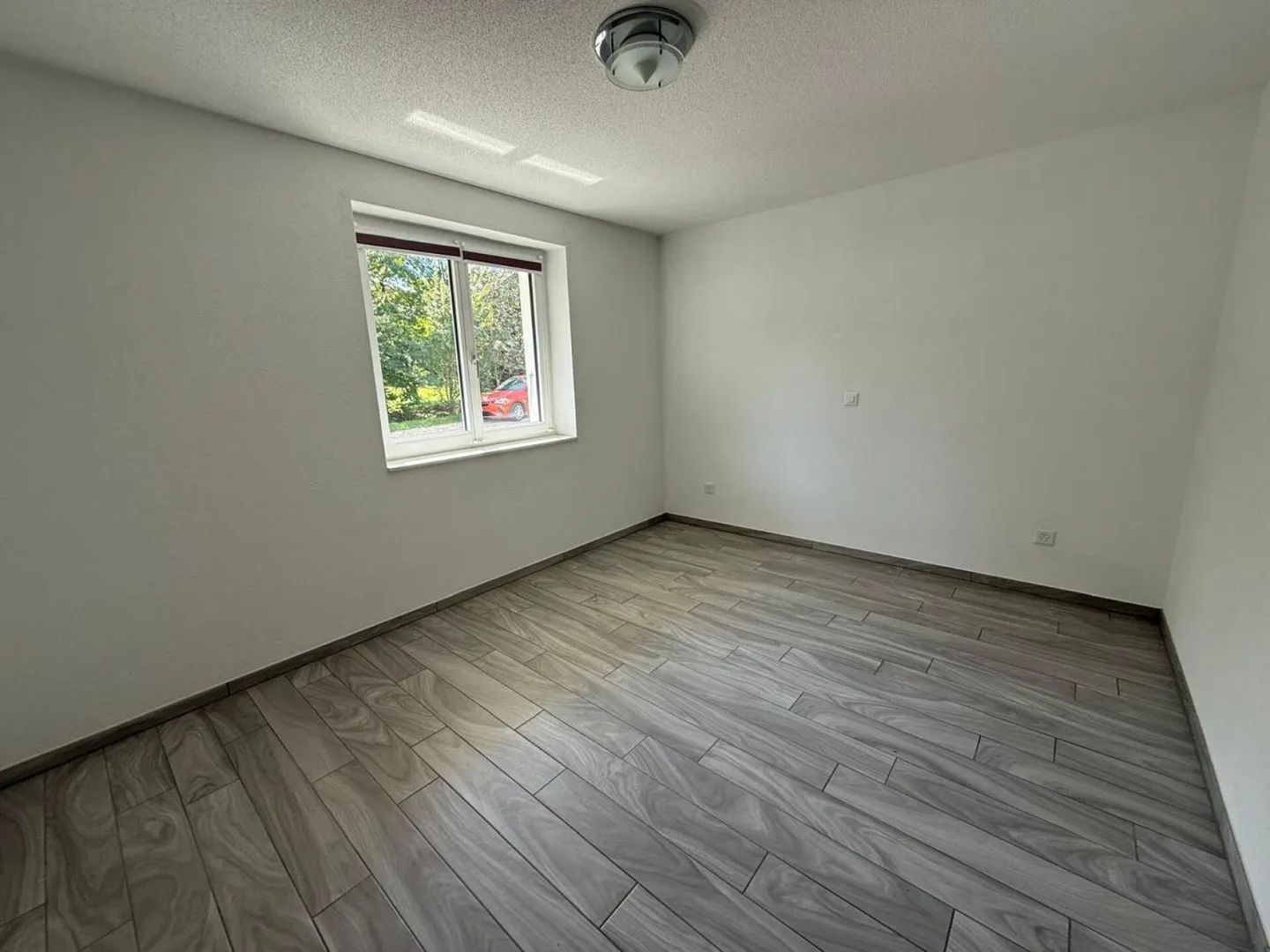 Modernes Erdgeschoss-Apartment - Foto 5 von 9