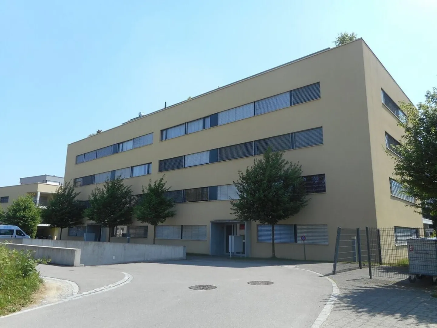 Espace de stationnement pour moto à louer - Photo 1 sur 1