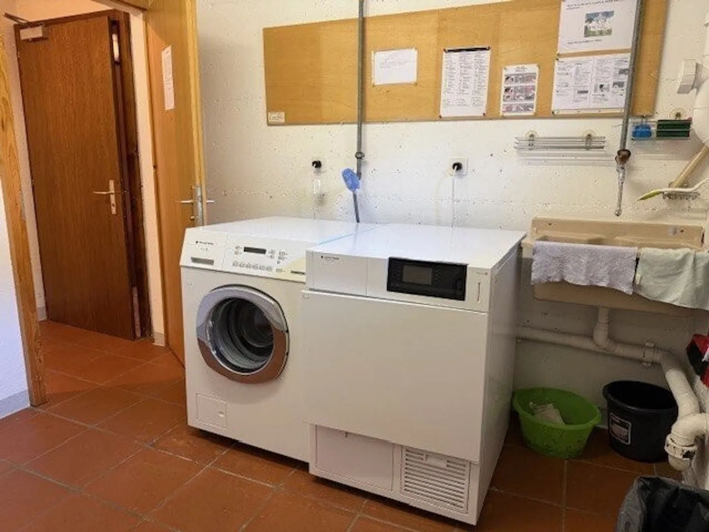 Ampio e luminoso appartamento ristrutturato di 4.5 locali al 1° piano - Foto 12 di 12