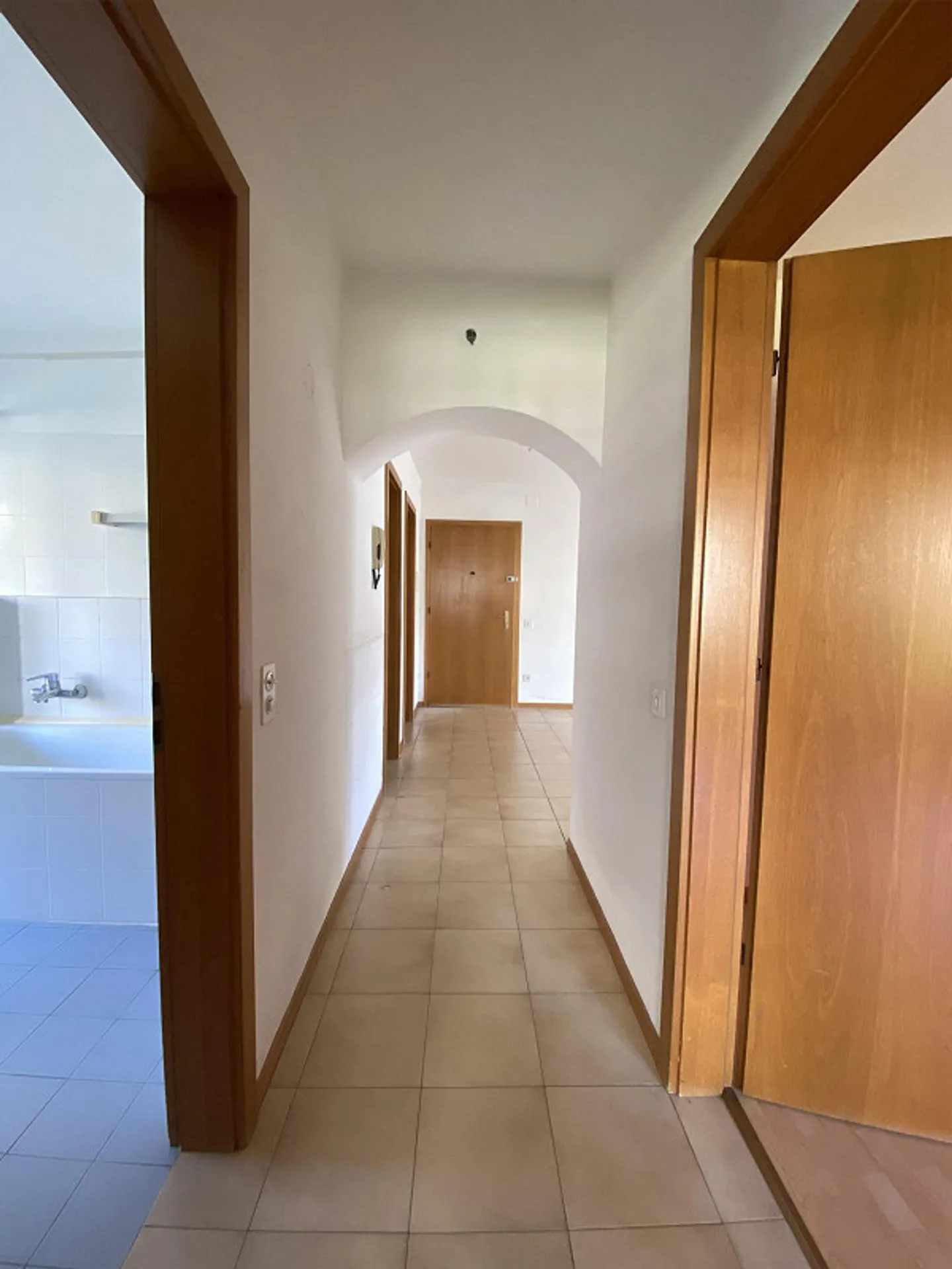 APP.TO 3,5 stanze – 2° piano – Vivere nel verde, a due passi da tutto - Foto 5 di 12