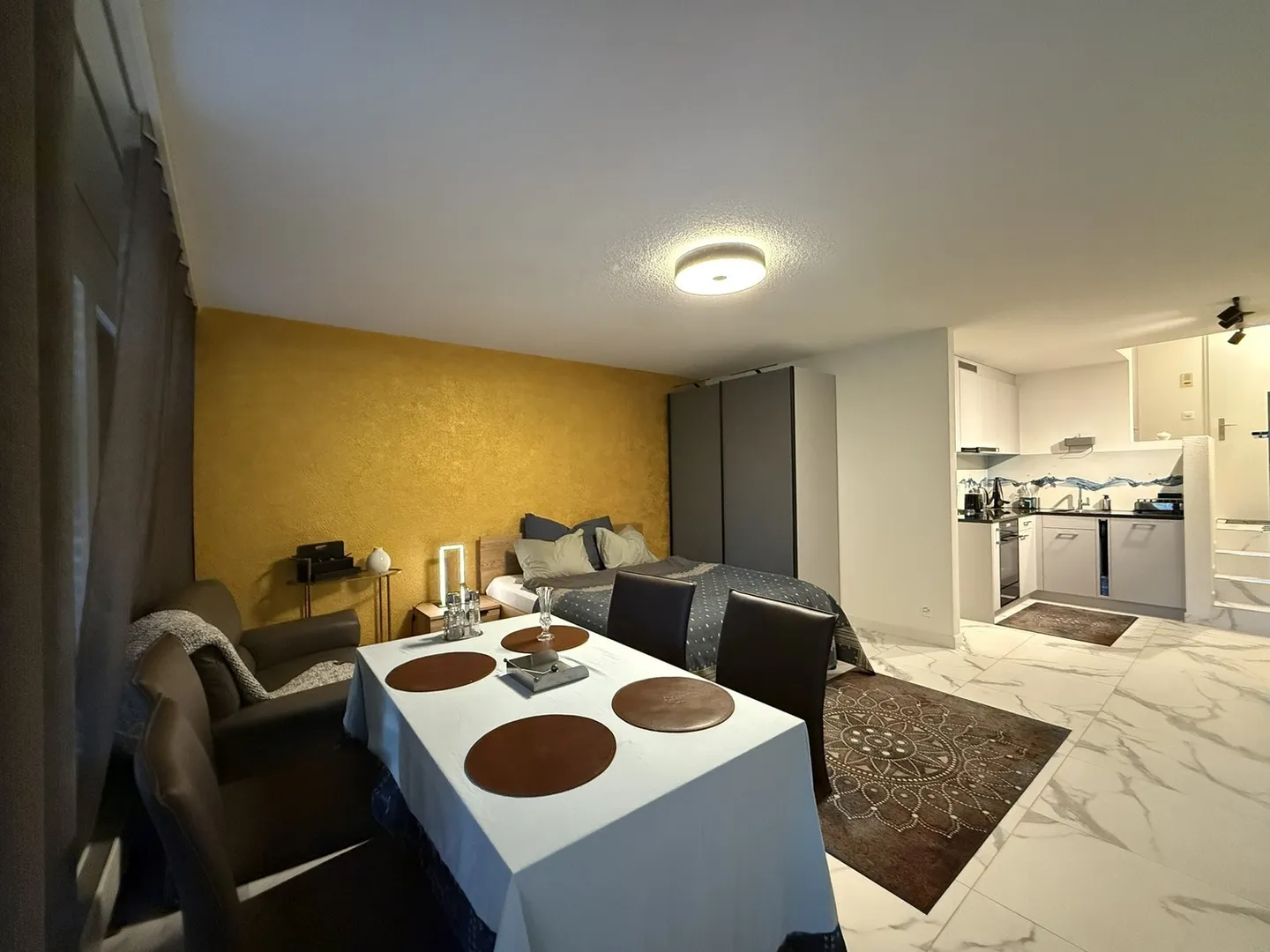 Furnished apartment for rent - Photo 1 of 13