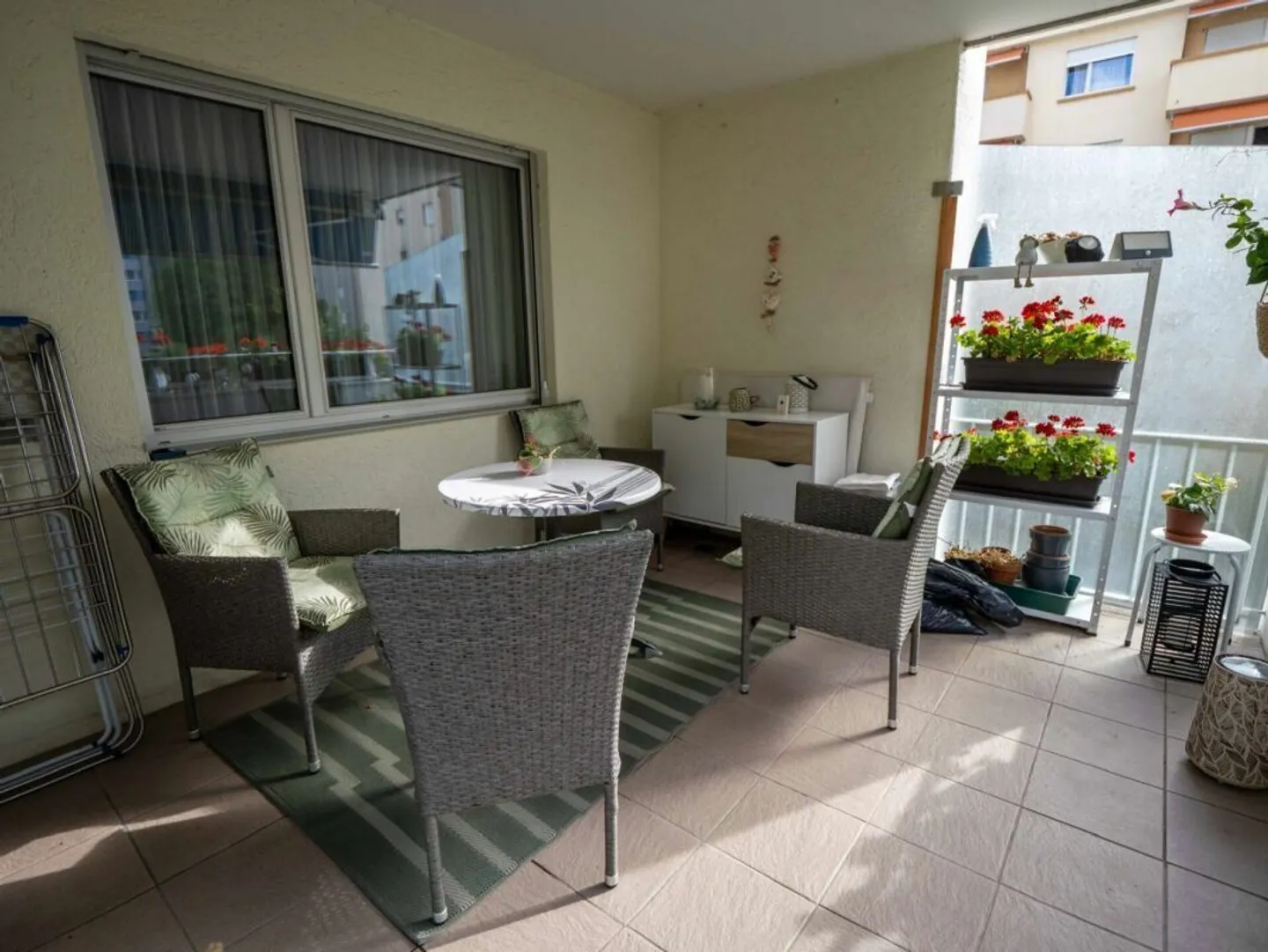 Bel appartement de 3.5 pièces avec balcon sud à Domat/Ems - Photo 11 sur 13