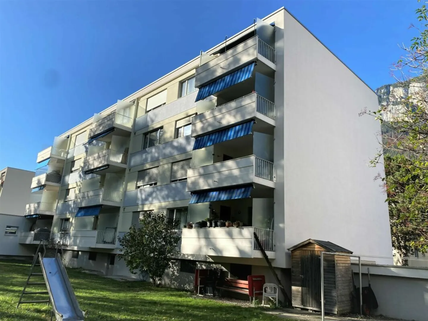 Bel appartement de 3.5 pièces avec balcon sud à Domat/Ems - Photo 6 sur 13