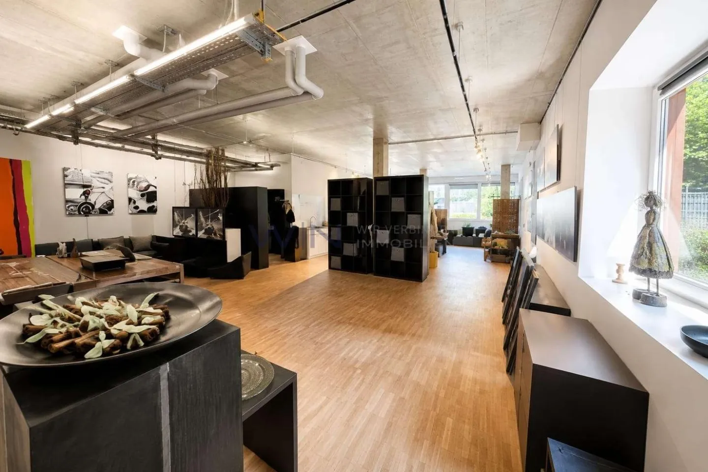 Loft 1 room - Photo 5 of 8