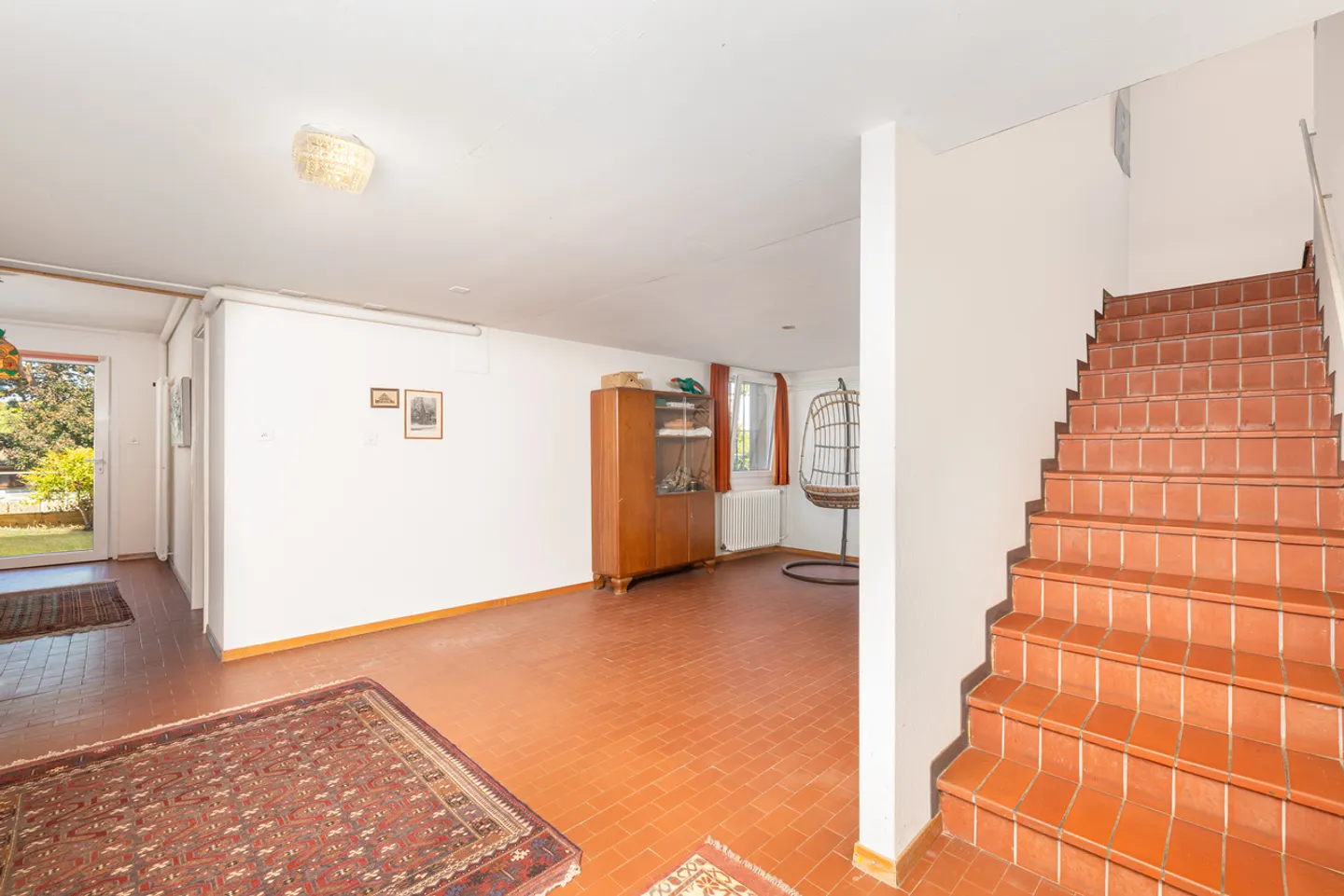 Terraced House with Garden - Photo 11 of 13