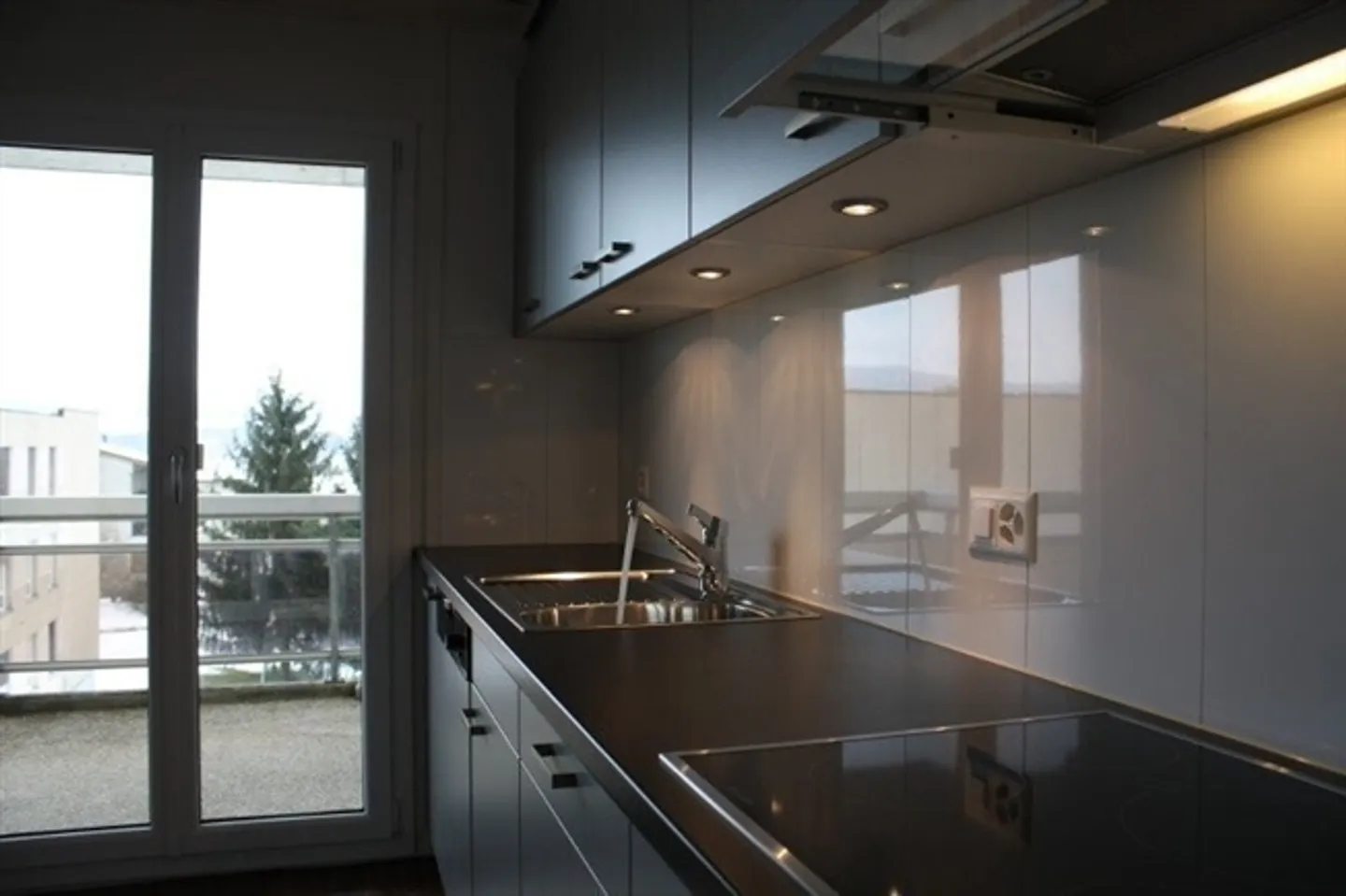 Your new home surrounded by greenery - Photo 4 of 7