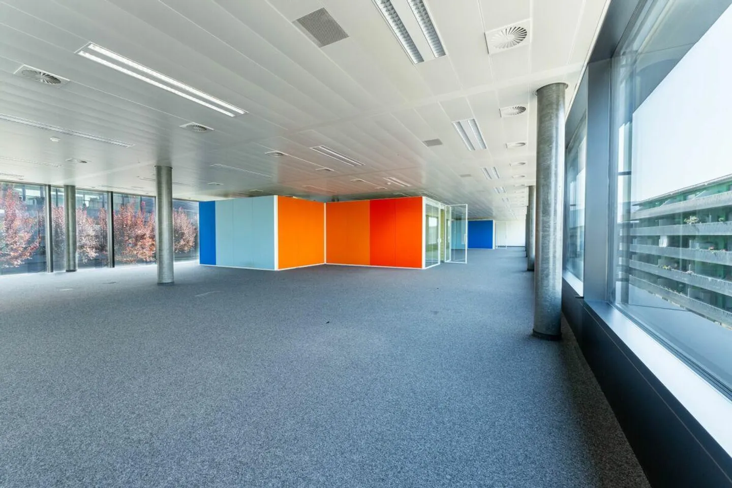 Superficie amministrativa di 292 m² al 4° piano - grandi spazi per uffici luminosi - Foto 6 di 8