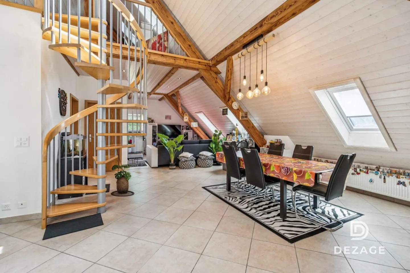 Former school from 1904 completely renovated - 3 apartments and annex, in the countryside, 35 minutes from Lausanne - Photo 4 of 11
