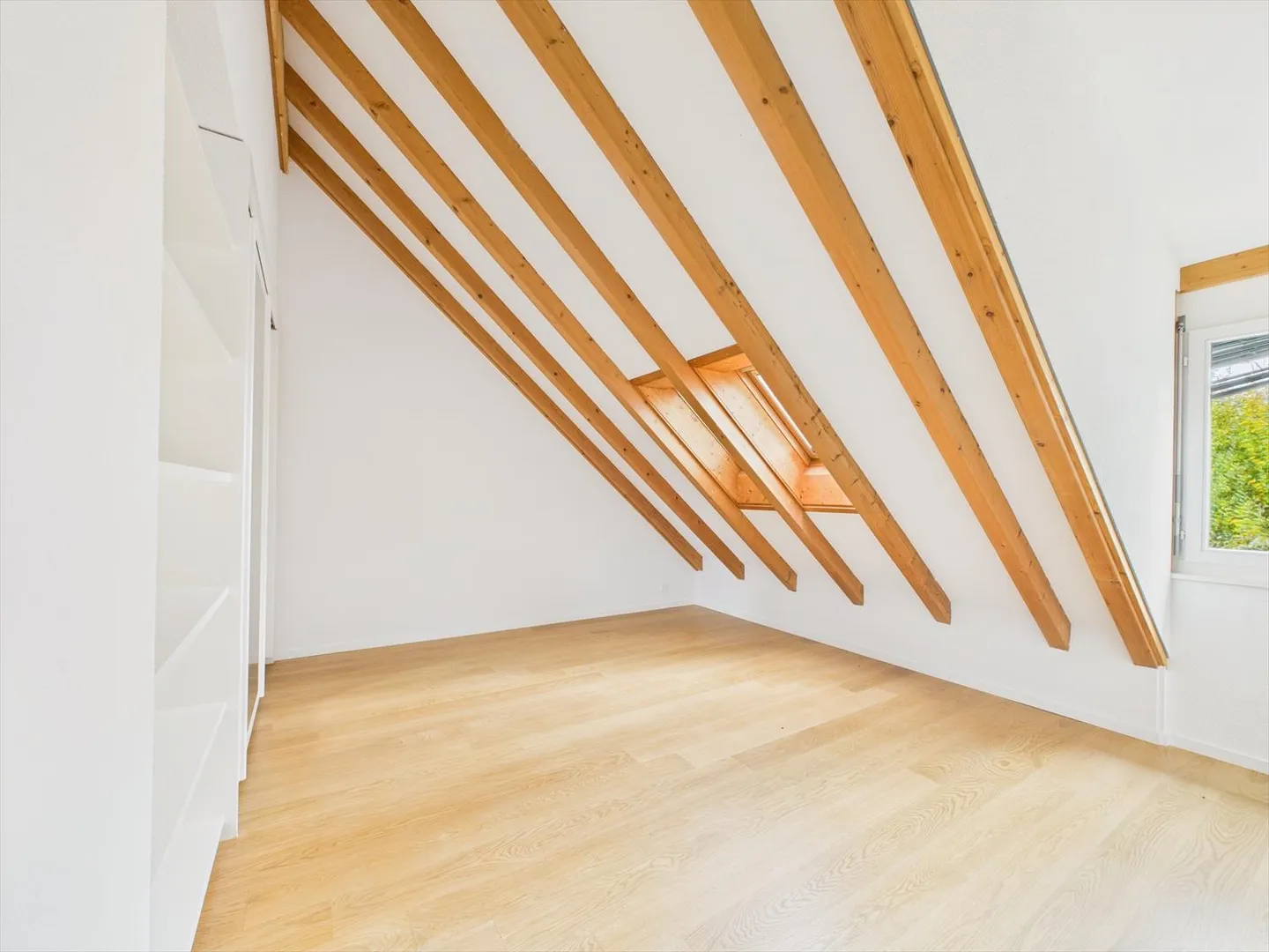 Frisch renovierte 6.5-ZImmer Triplex-Maisonette-Wohnung in Wallisellen, Kanton ZH - Foto 6 von 9