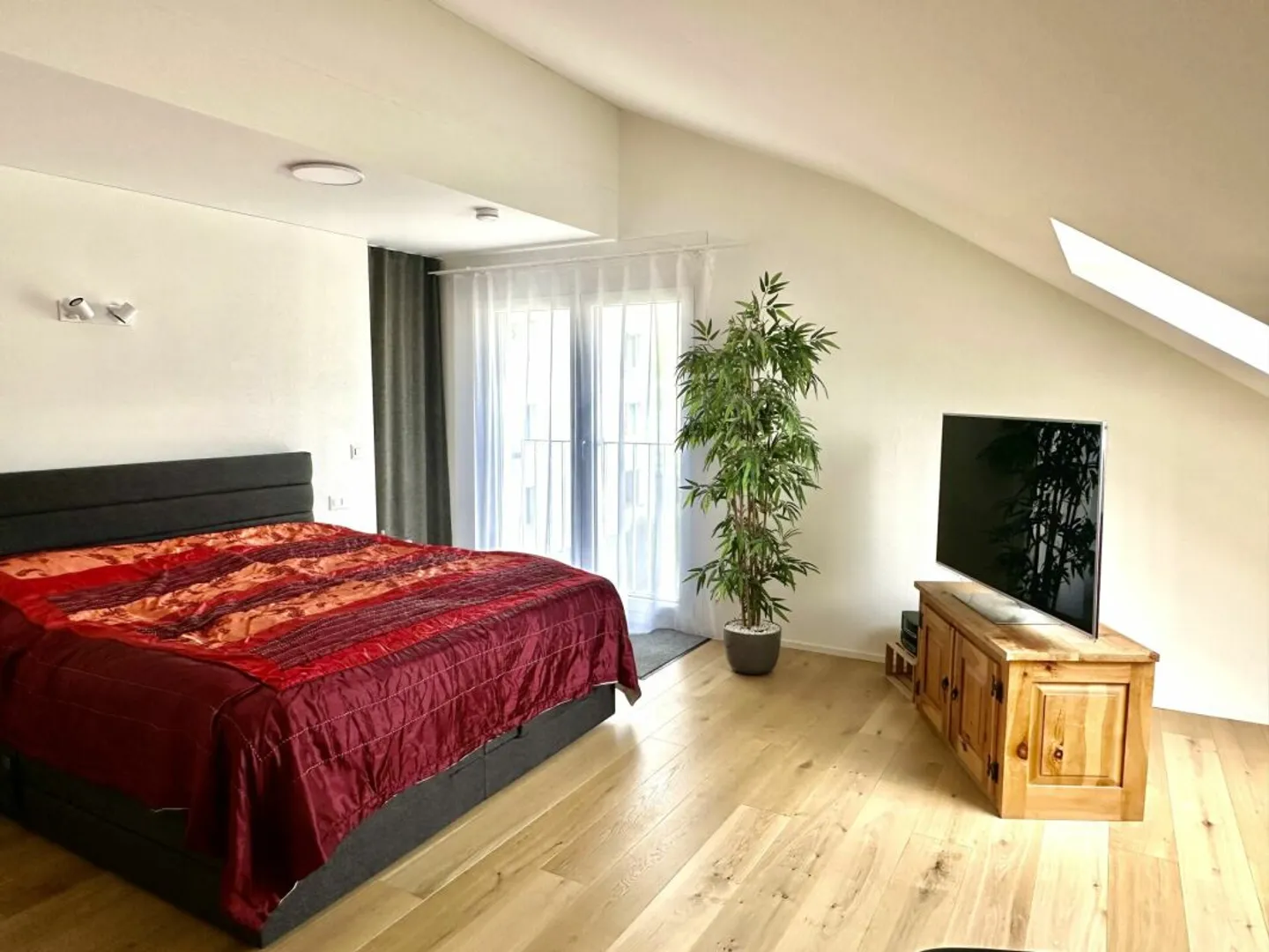 Dach-Maisonettewohnung mit Panorama-Alpenblick - Foto 3 von 10