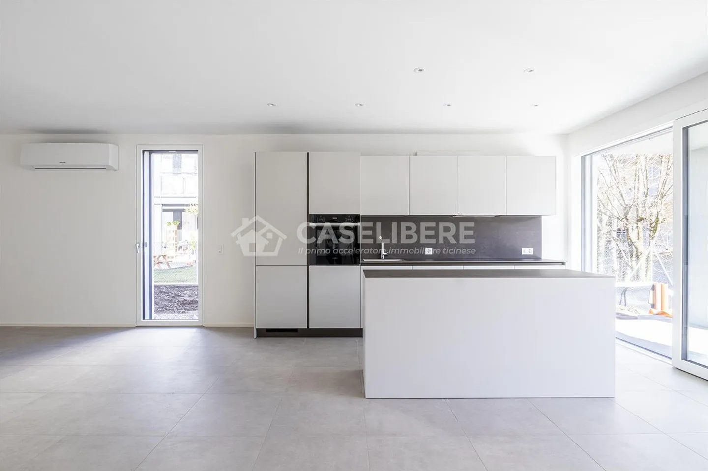4.5-ZIMMER MAISONETTE MIT GARTEN IN CUREGLIA - Foto 1 von 24