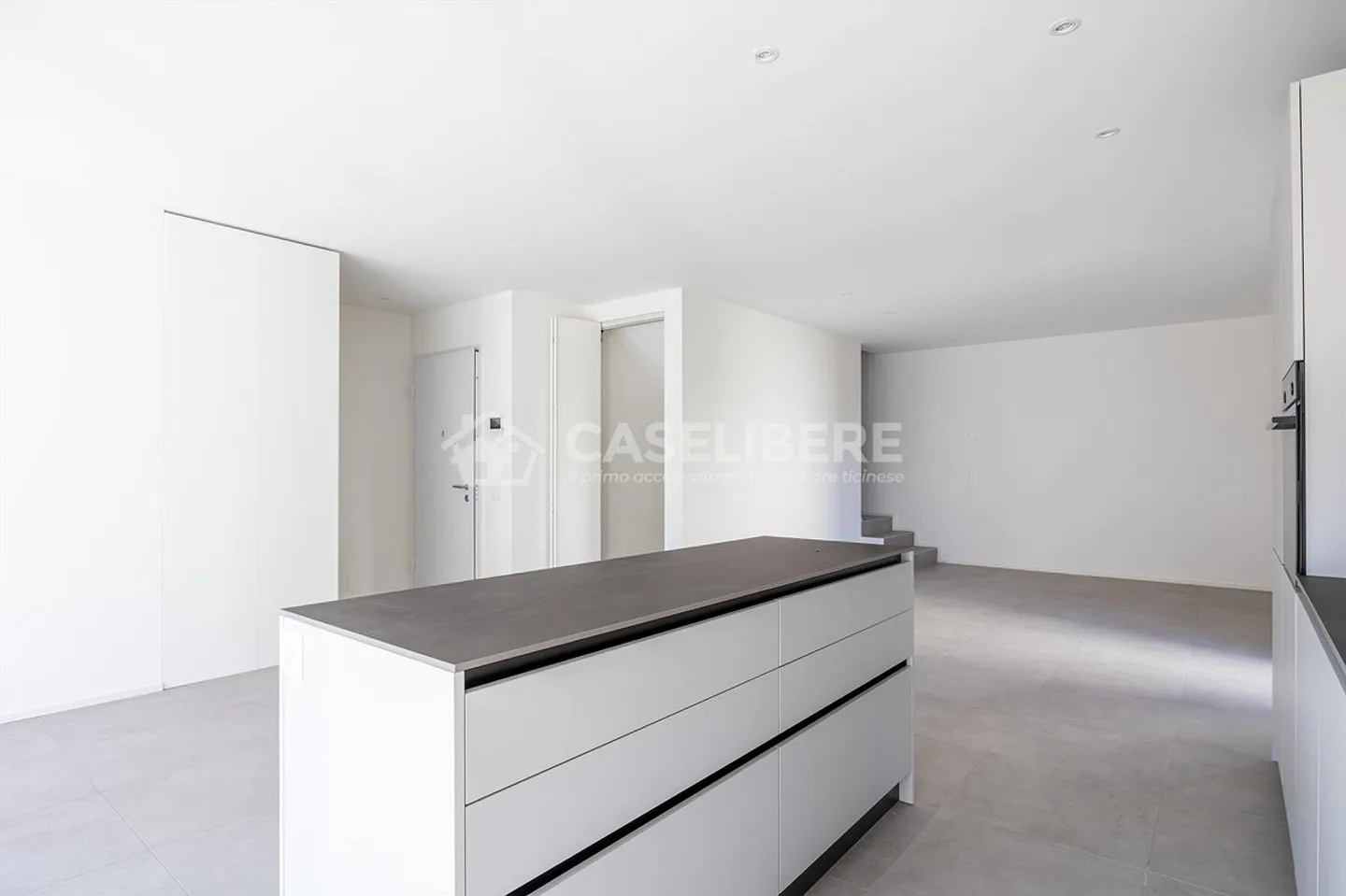 4.5-ZIMMER MAISONETTE MIT GARTEN IN CUREGLIA - Foto 4 von 24