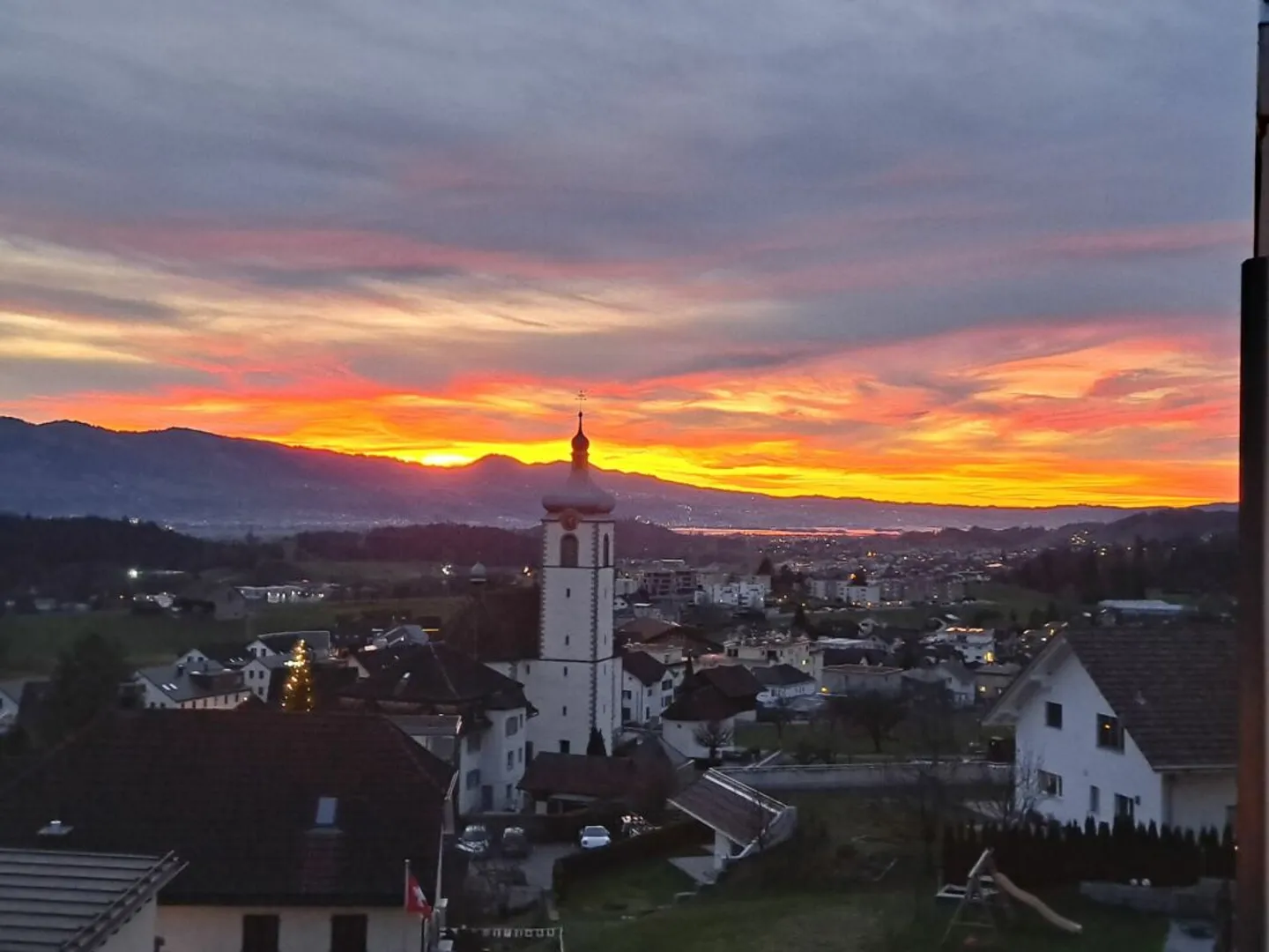 Dach-Maisonettewohnung mit Panorama-Alpenblick - Foto 9 von 10
