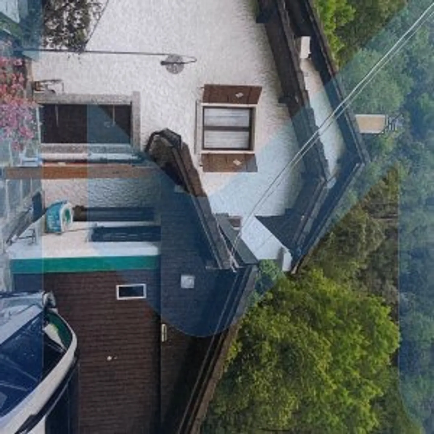 1.068 m² DI PROPRIETÀ, 872 m² DI GIARDINO: CASA INDIPENDENTE CON 4 CAMERE DA LETTO - Foto 3 di 7