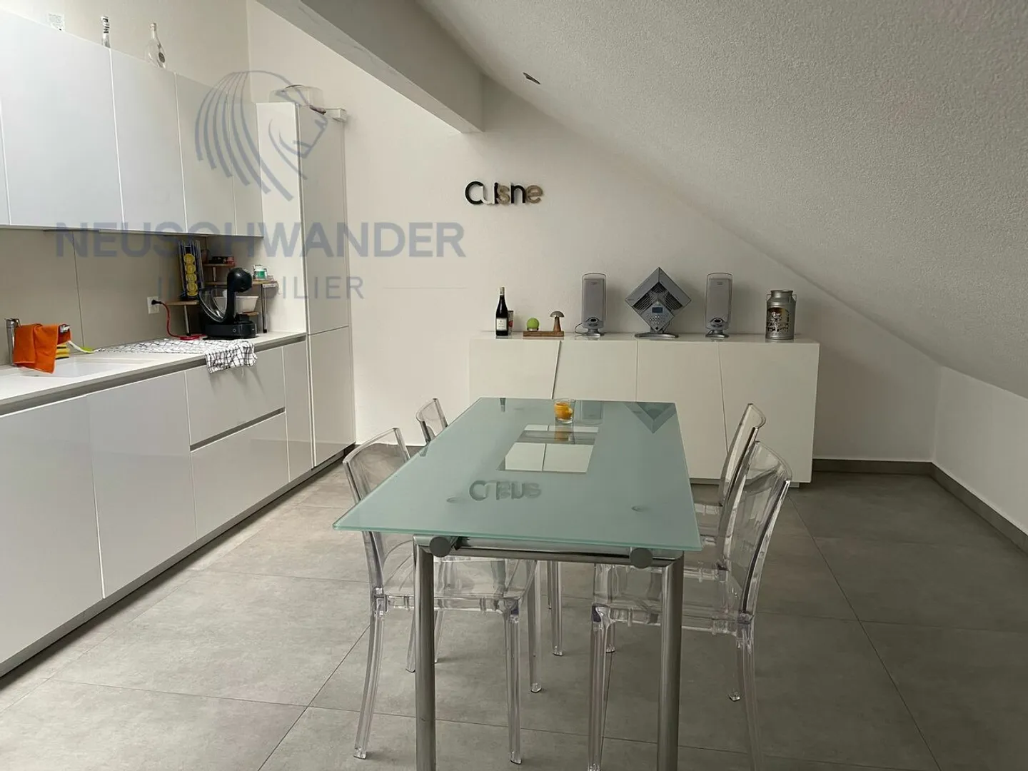 Nuovo appartamento di 3,5 locali di 116 m2, centro del villaggio. - Foto 6 di 7