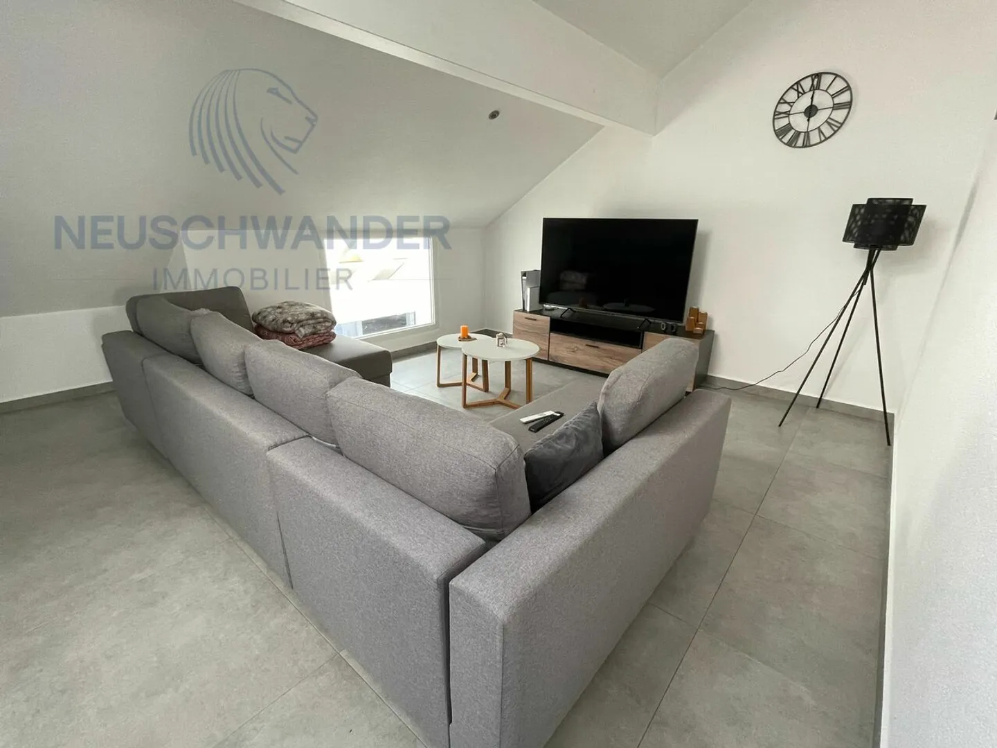 Nuovo appartamento di 3,5 locali di 116 m2, centro del villaggio. - Foto 4 di 7