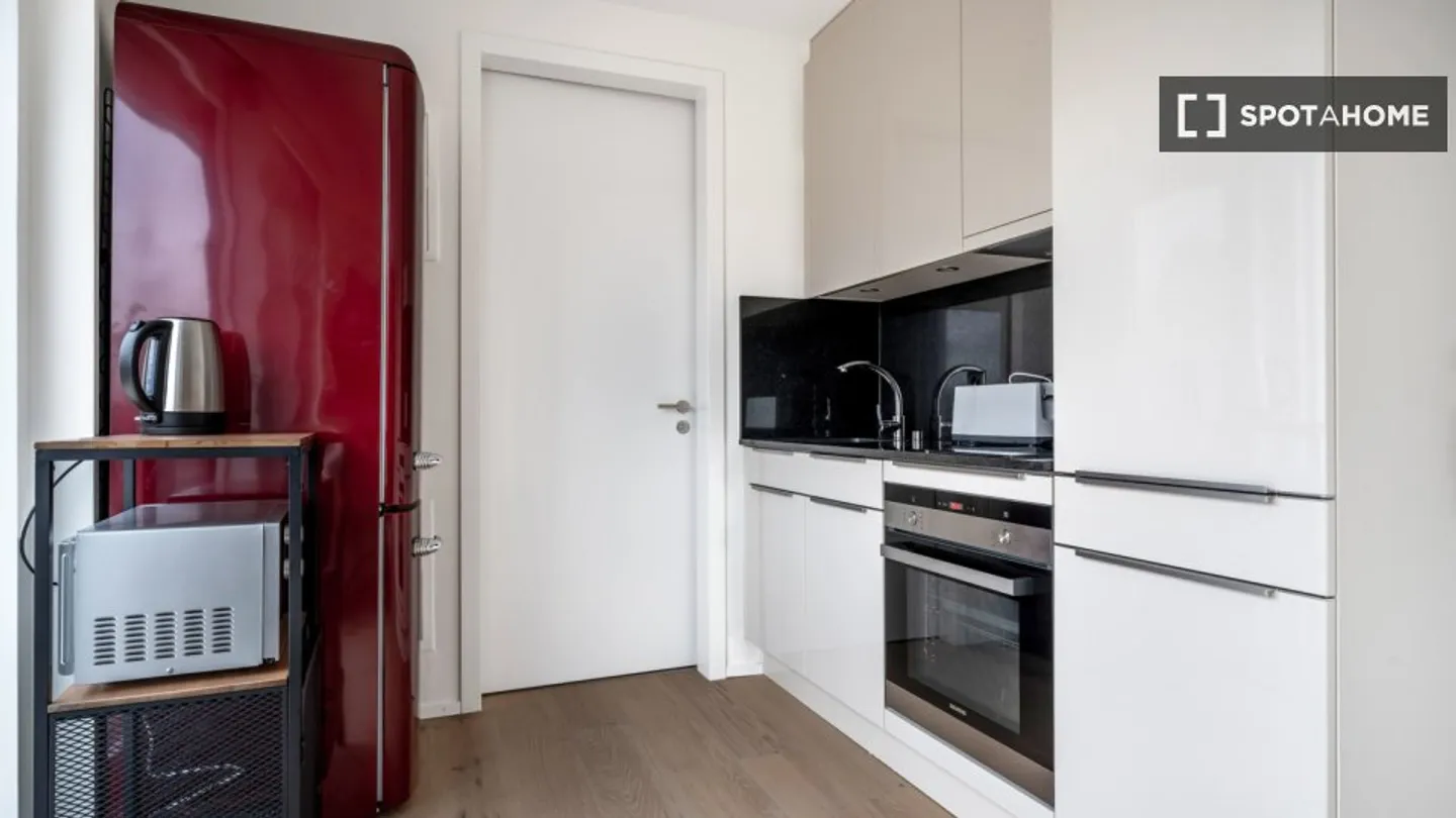 Discover, visit, and rent your new home online with full confidence. - Photo 6 of 16