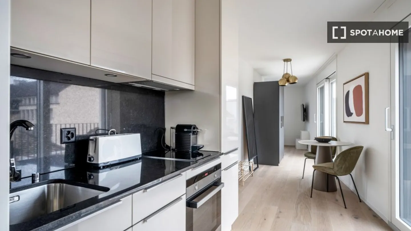 Discover, visit, and rent your new home online with full confidence. - Photo 8 of 16