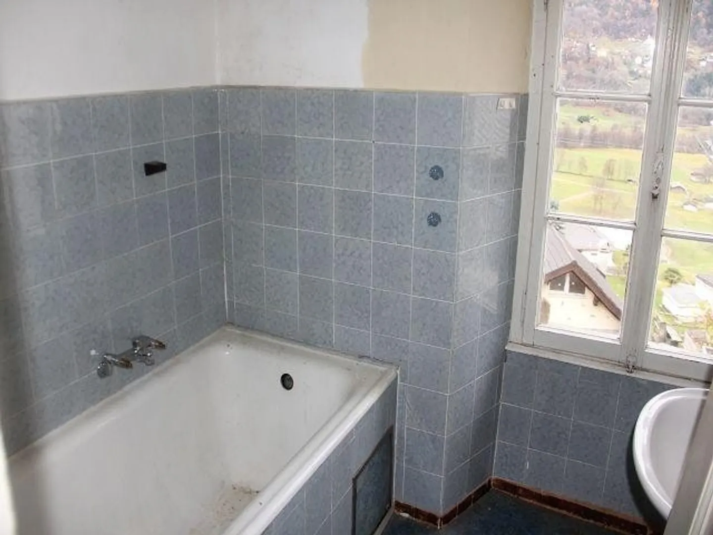 «grosses Dorfhaus mit Garten / grande casa nel nucleo con giardino» - Foto 14 di 25
