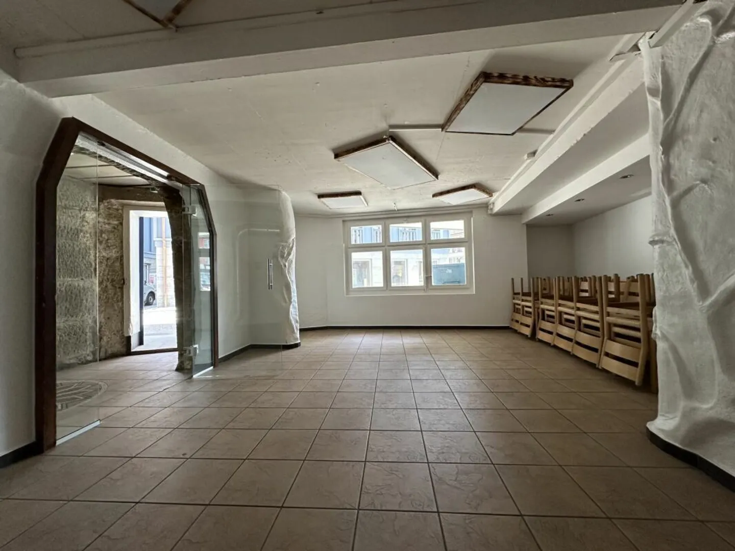 Nel cuore del centro del villaggio, le tue idee creative trovano spazio - Foto 11 di 13