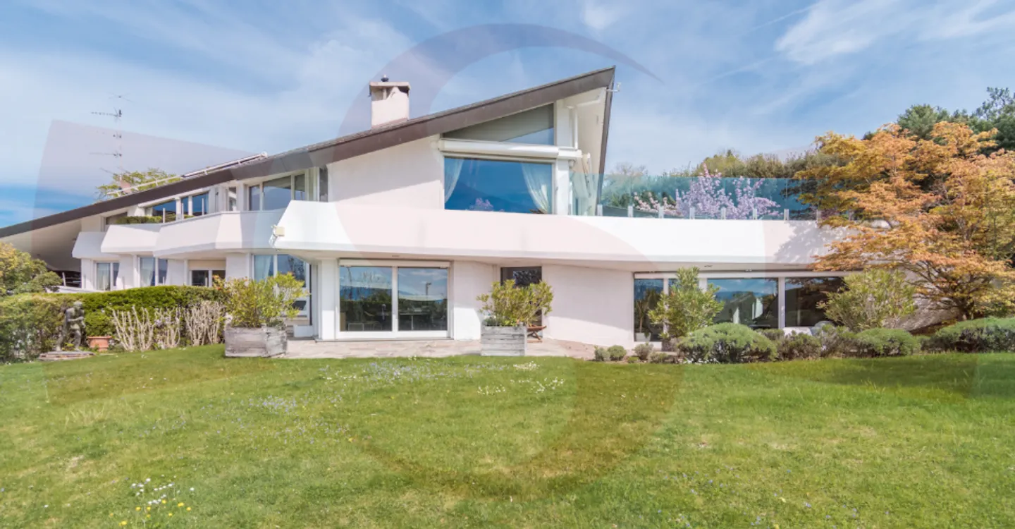Villa contemporaine avec piscine - Photo 1 sur 11
