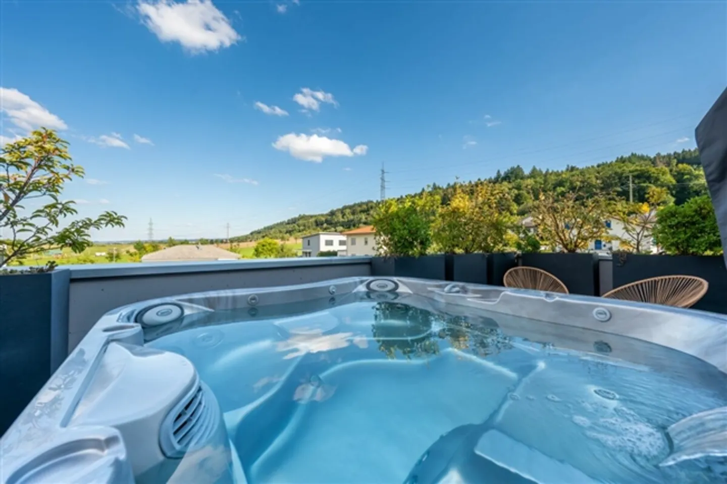 Live like in a design hotel - Your retreat with pool, spa, rooftop terrace & wine cellar! - Photo 7 of 13