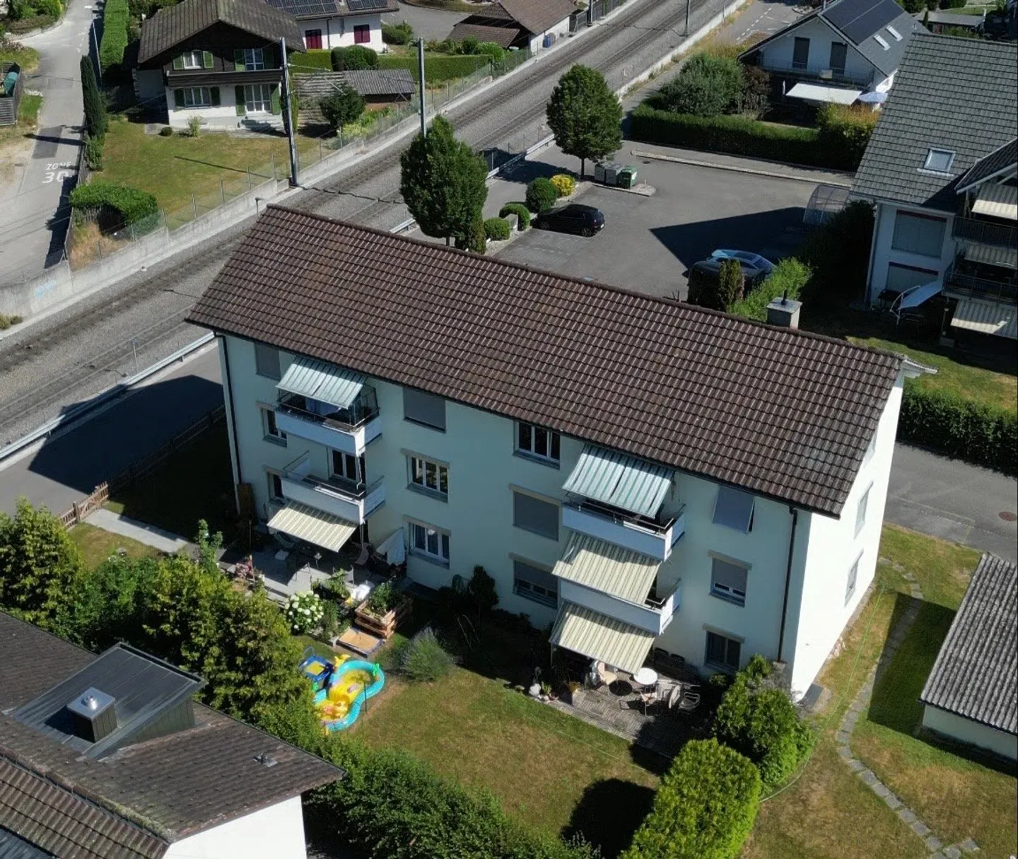 Condominium with great potential - Photo 1 of 13