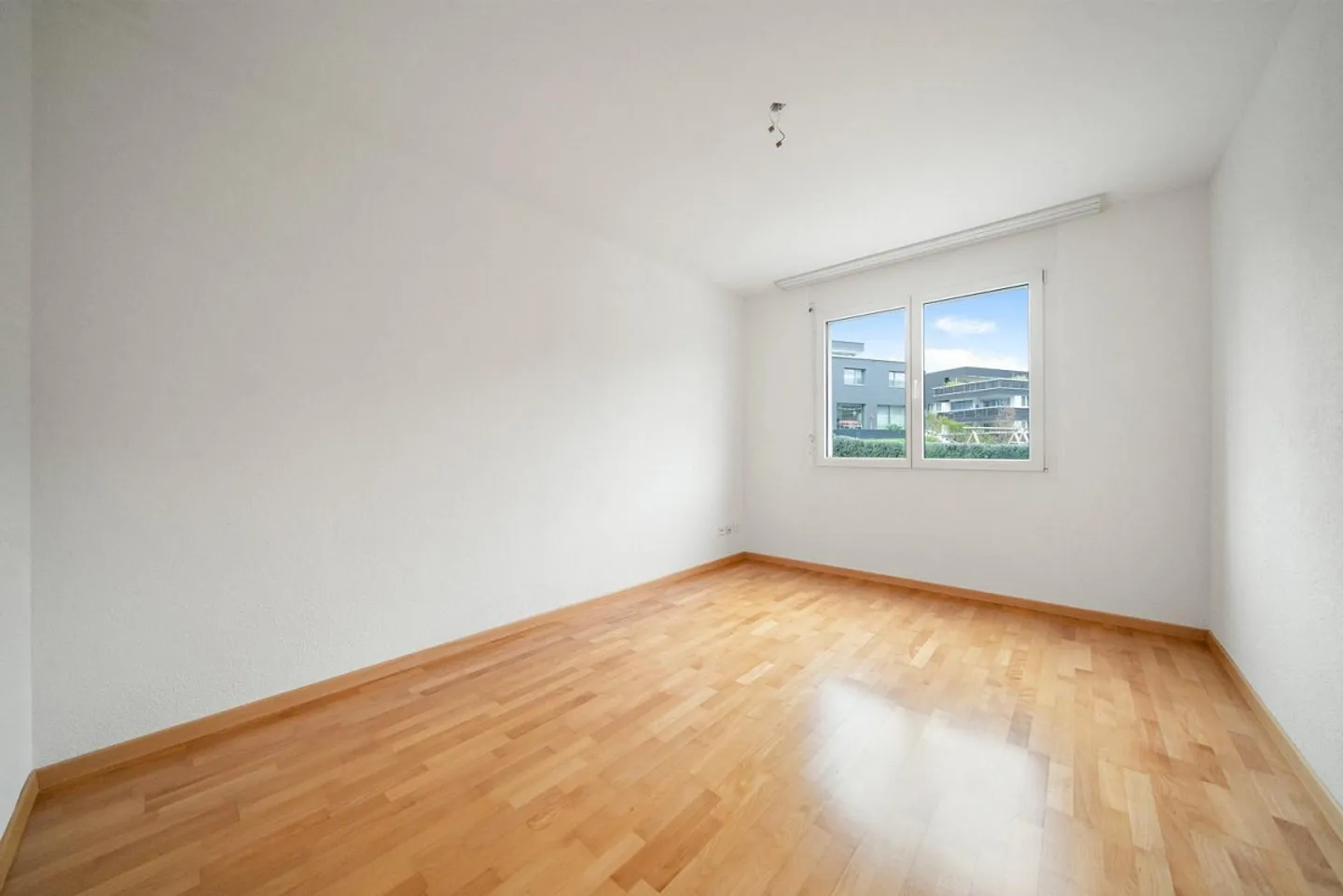 Appartamento familiare con ottimi servizi - Foto 3 di 13
