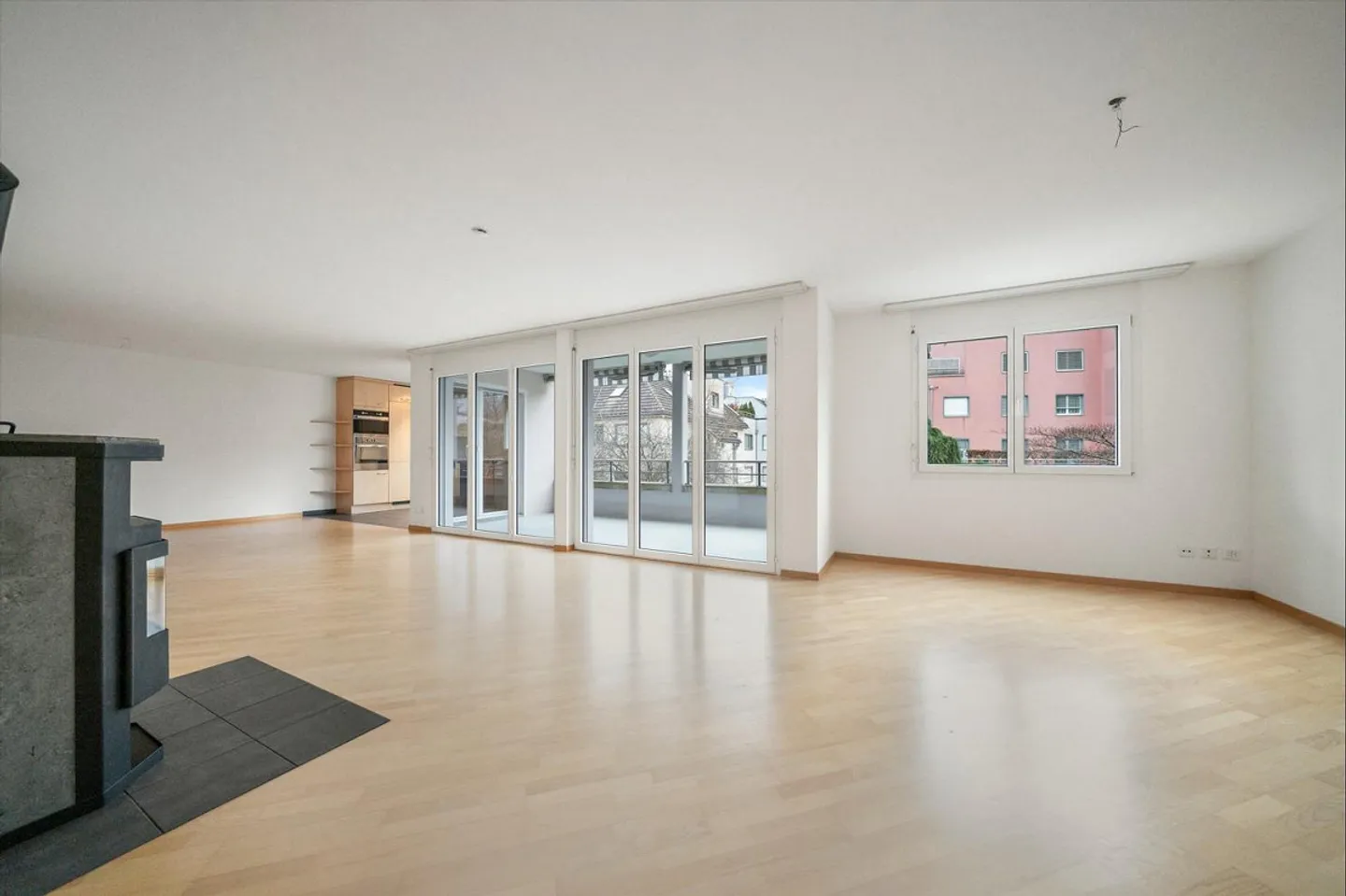 Appartamento familiare con ottimi servizi - Foto 6 di 13