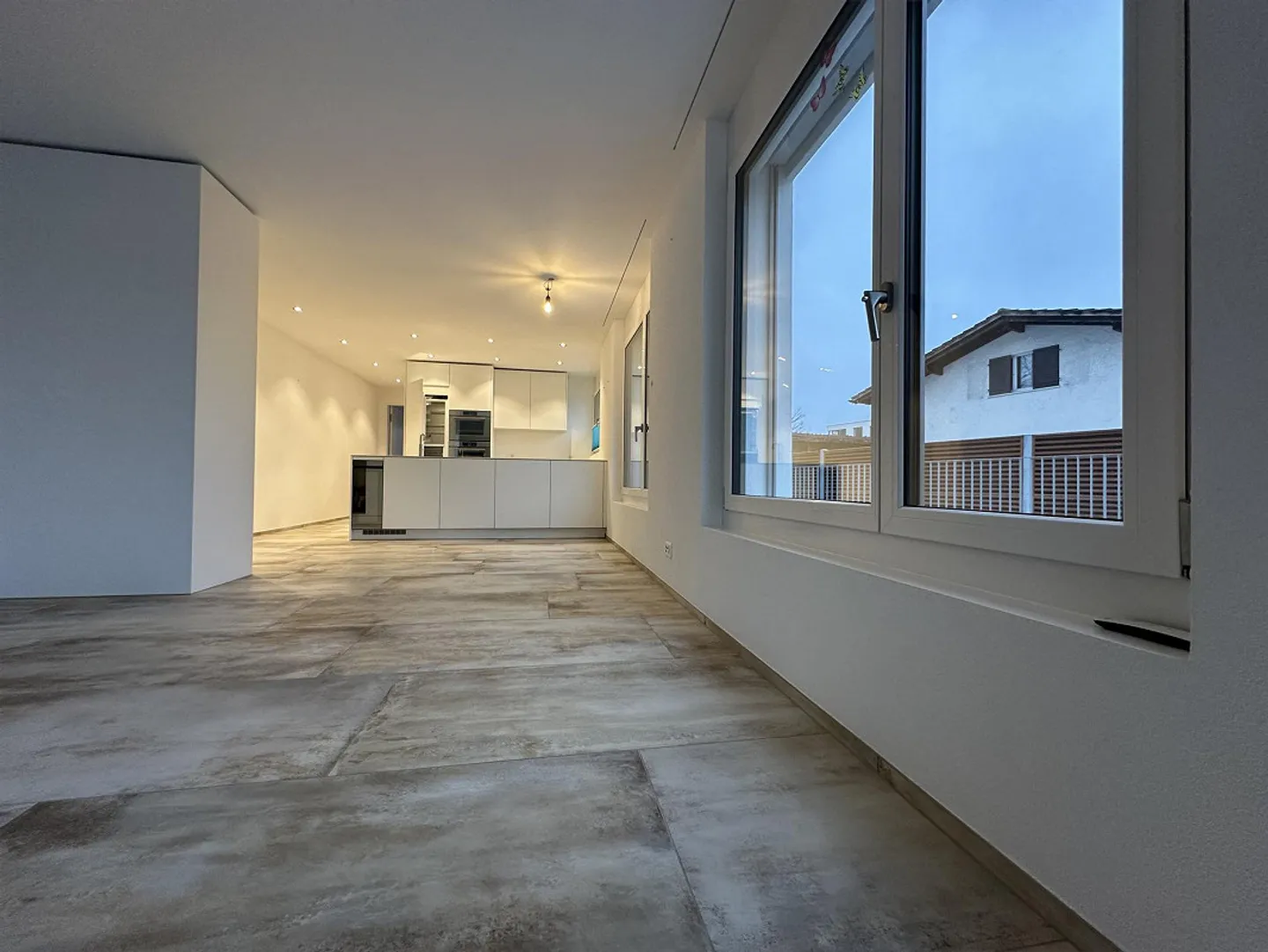 Appartement de jardin 2,5 pièces dans un emplacement calme et central - Photo 4 sur 30