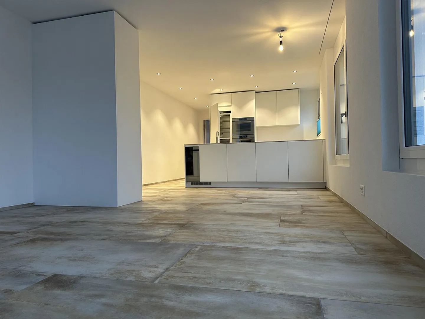 Appartement de jardin 2,5 pièces dans un emplacement calme et central - Photo 5 sur 30