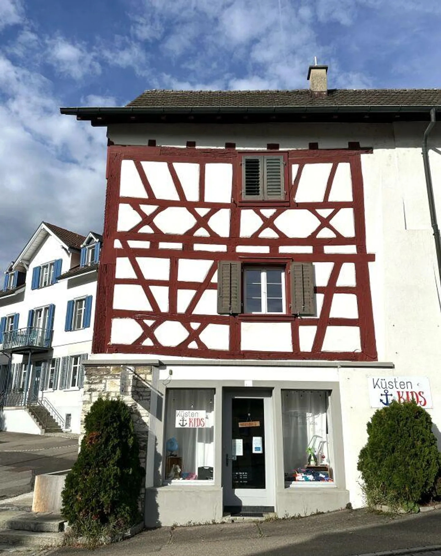 Ladenlokal im Dorfkern - Foto 1 di 3