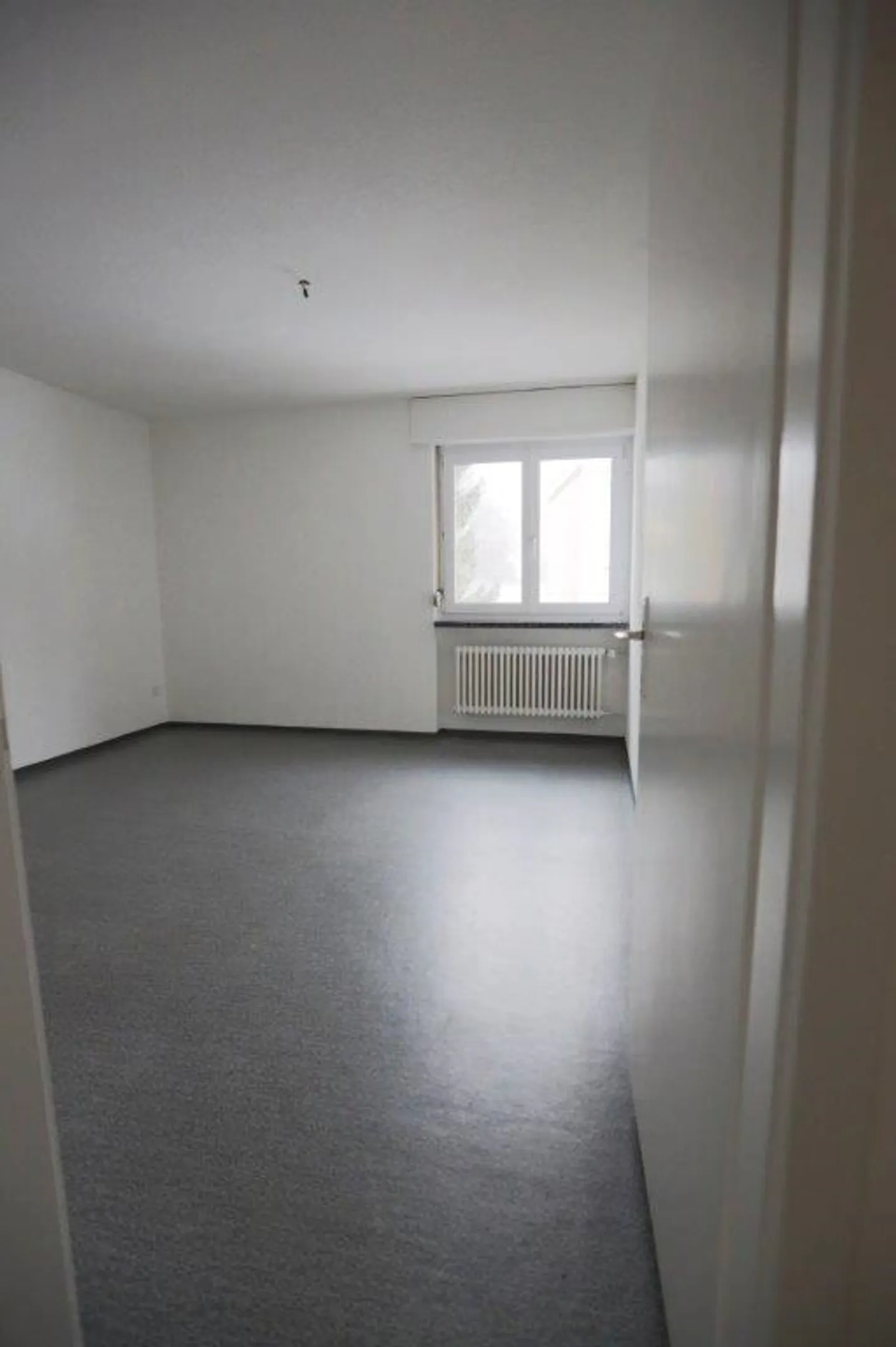 Appartement 4.5 pièces au 1er étage - Photo 4 sur 12