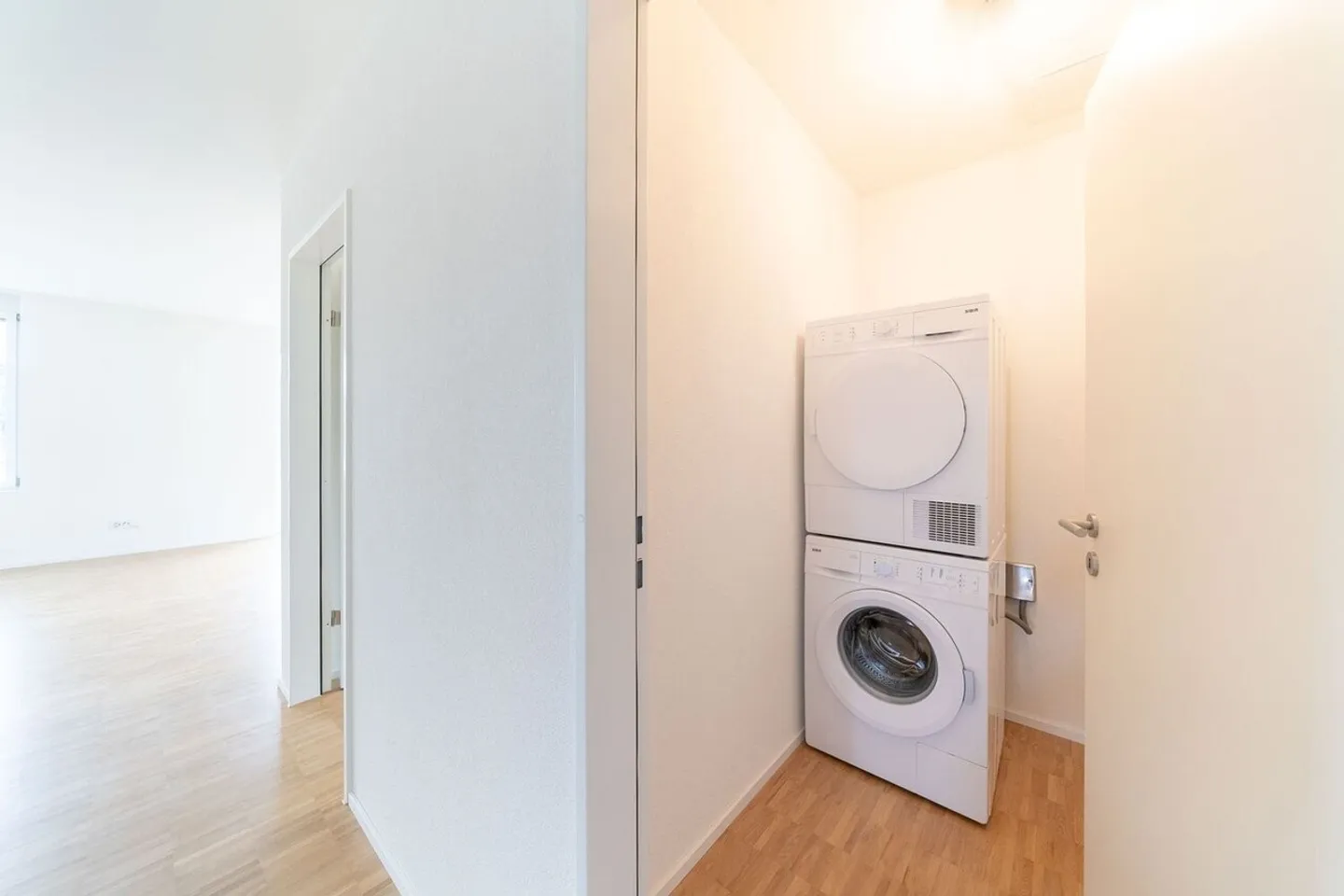 Apartment for rent - Photo 7 of 11