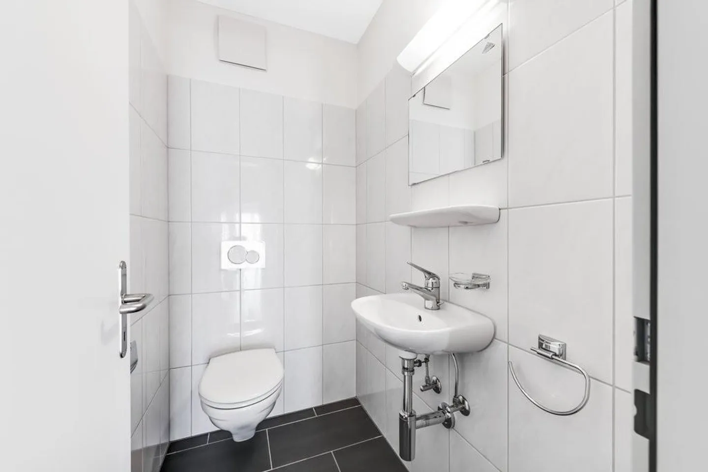 Appartement spacieux et lumineux avec grand balcon ! - Photo 5 sur 7