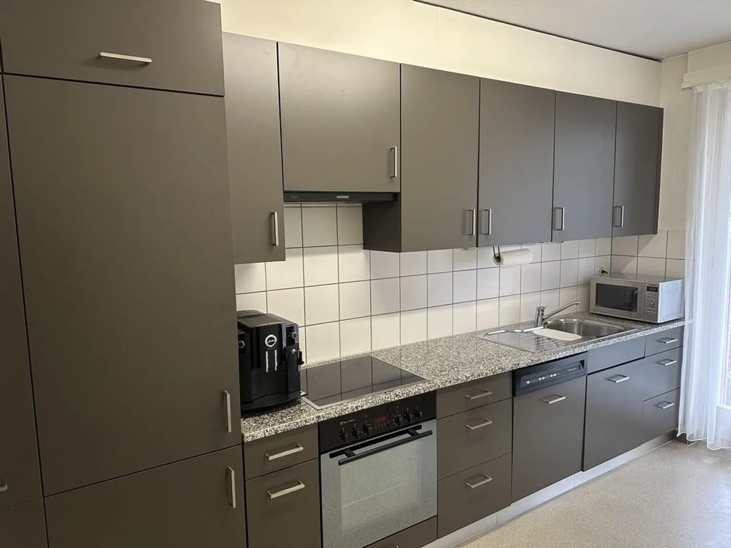 3-room old building apartment limited until 31.12.2026 - Photo 2 of 7