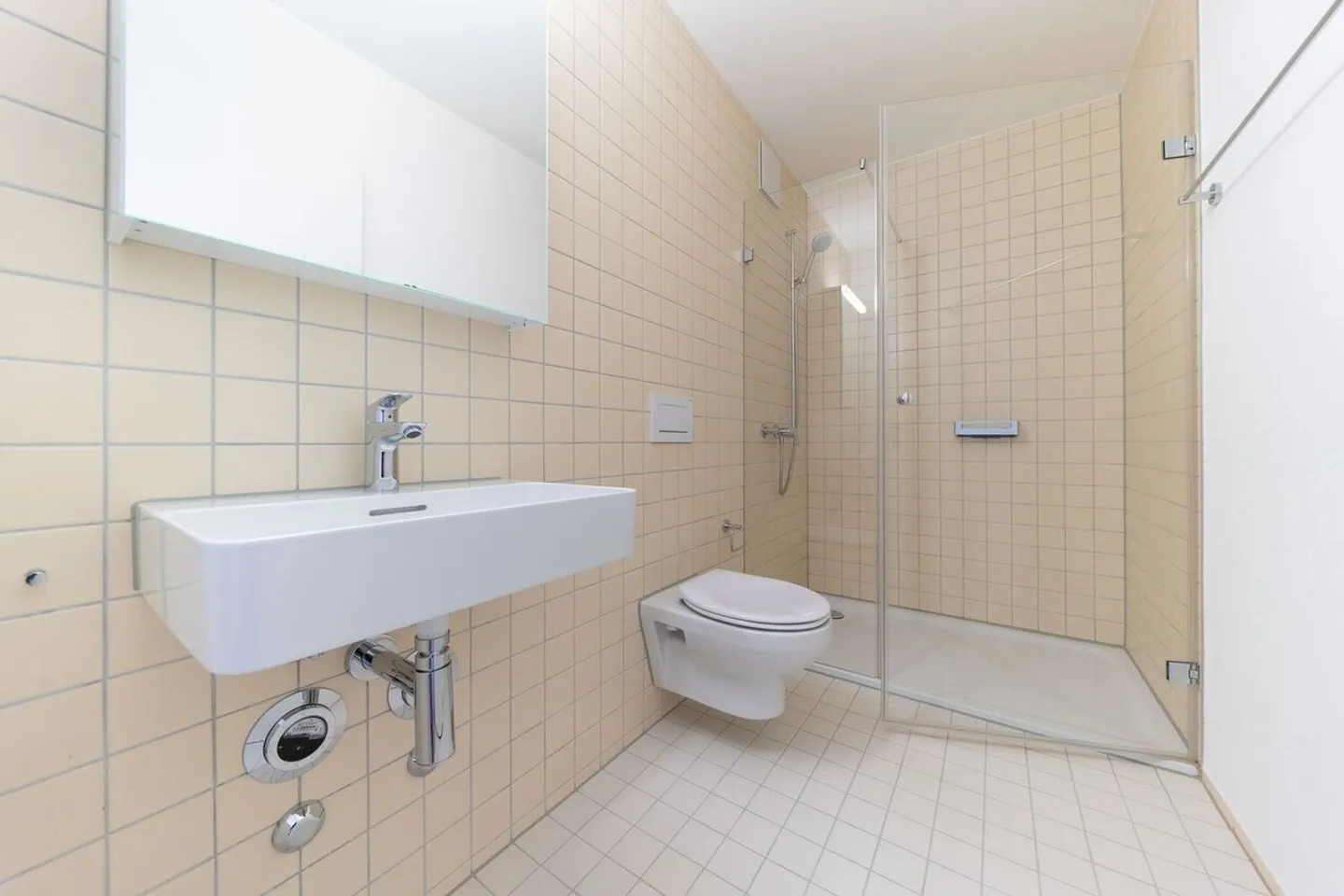 Apartment for rent - Photo 9 of 11