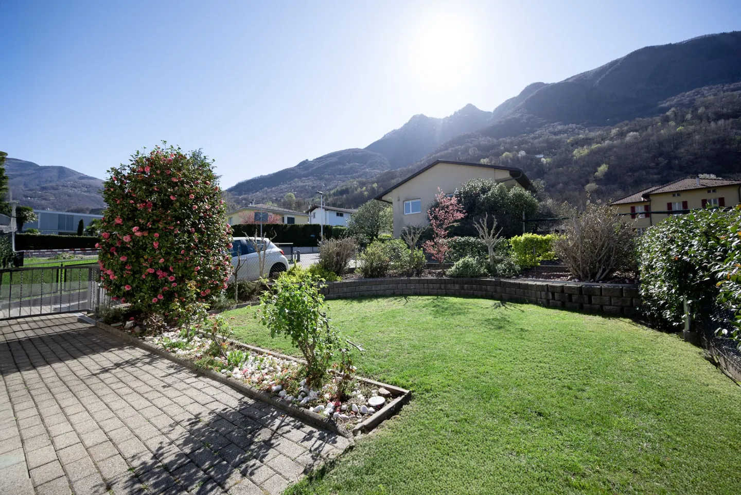 Villa esclusiva con grande giardino - Foto 4 di 15