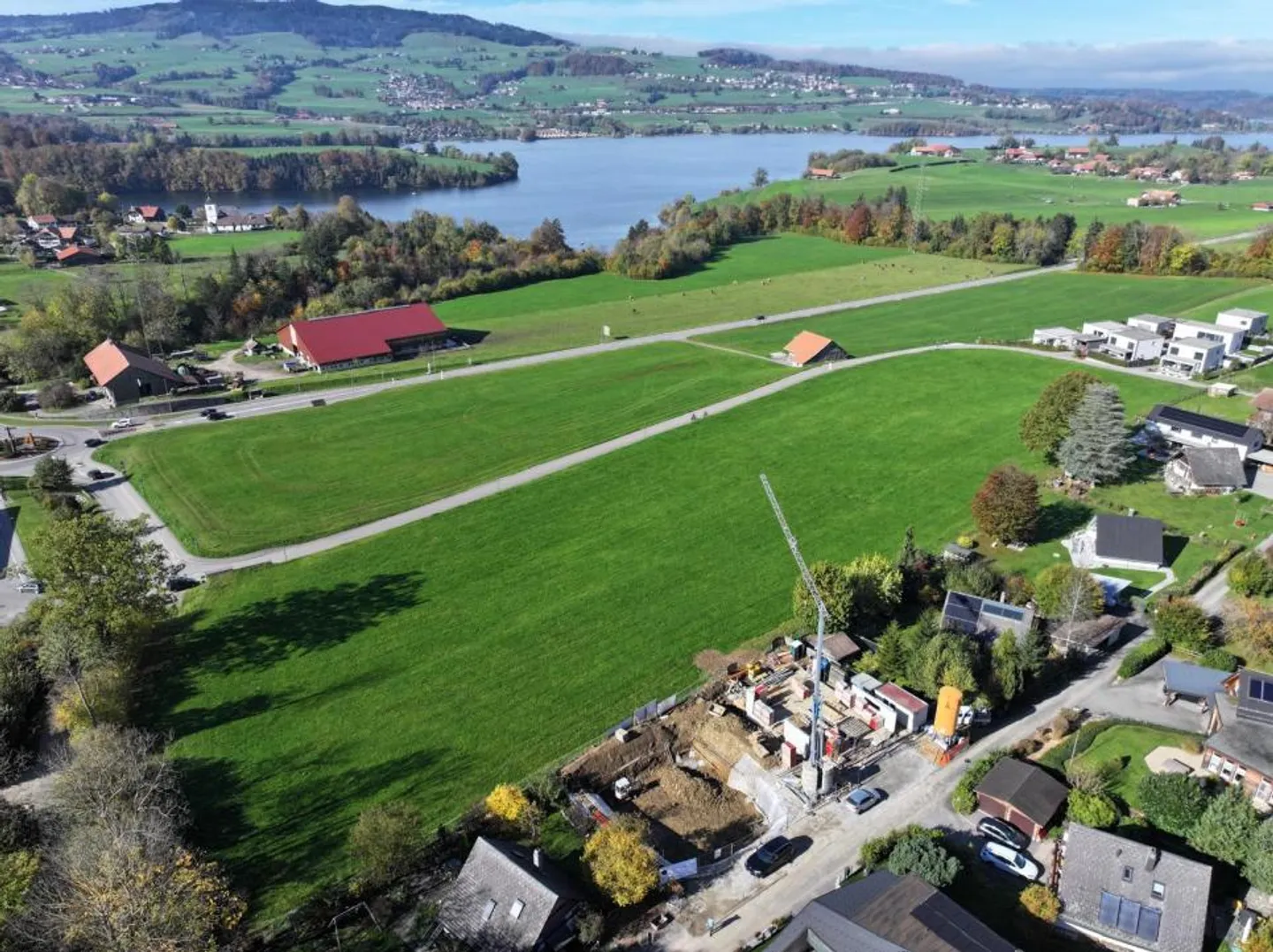 2/4 venduta villa di design elegante moderno con bella vista sul lago senza affacci - Foto 8 di 9