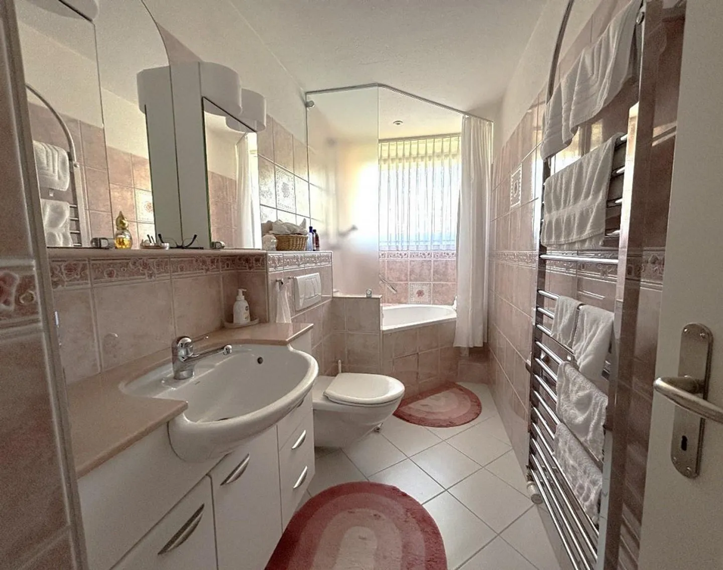 Maison individuelle de 4,5 pièces avec jardin bien entretenu - Photo 7 sur 12