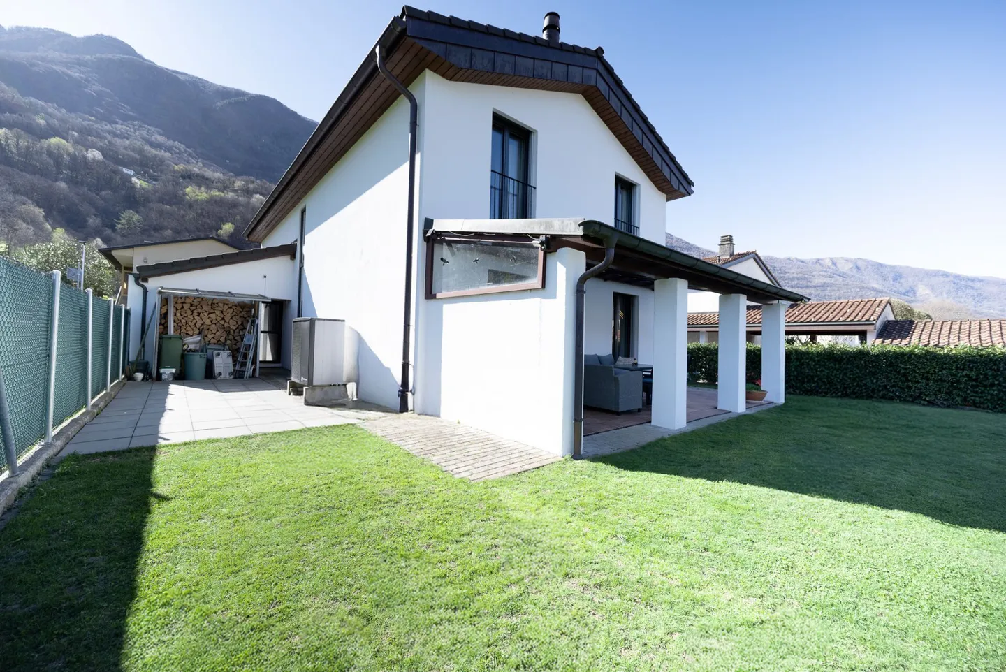 Villa esclusiva con grande giardino - Foto 15 di 15