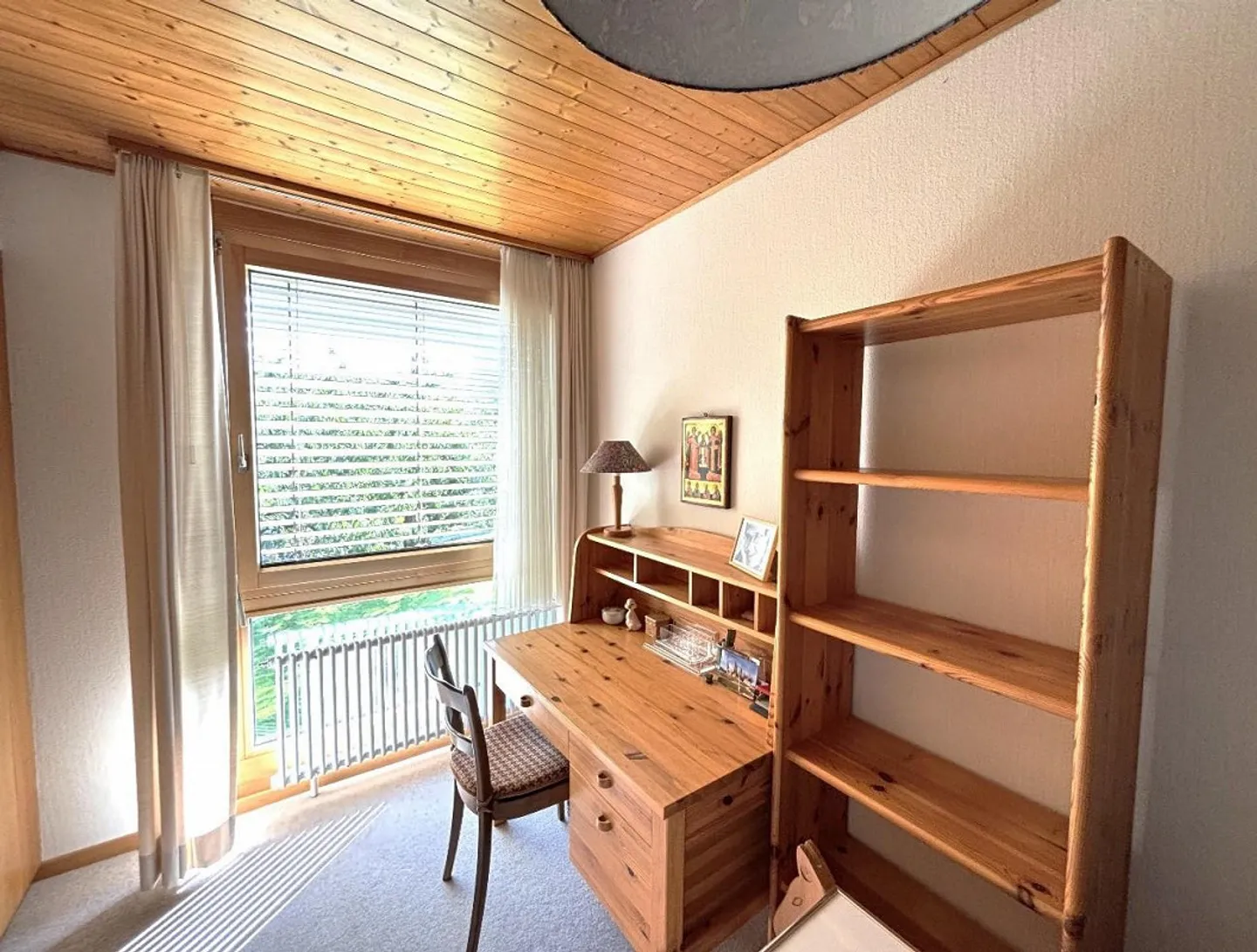 Maison individuelle de 4,5 pièces avec jardin bien entretenu - Photo 9 sur 12