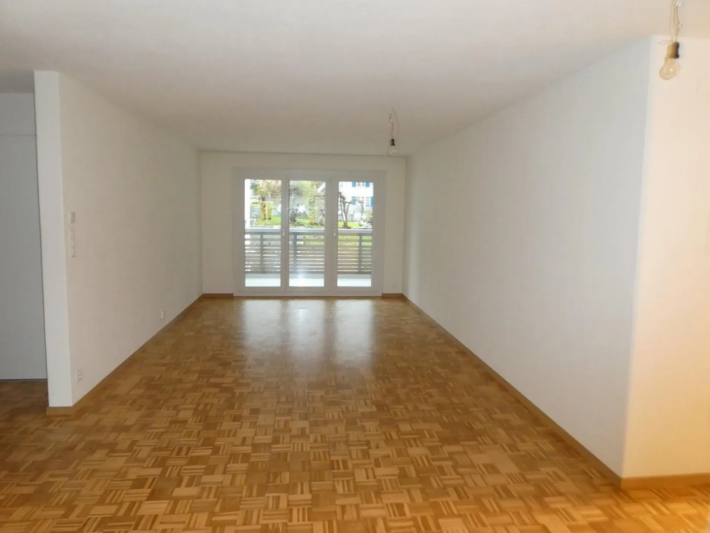 Charmante 3.5 Zimmer Wohnung - Foto 2 von 5