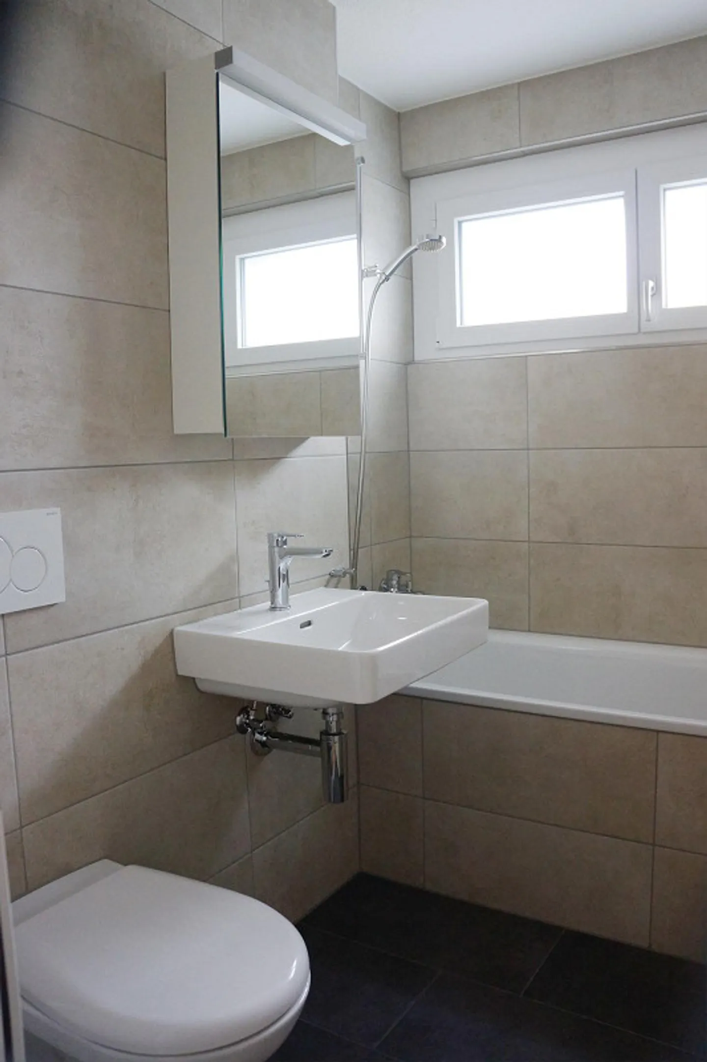 Charmante 3.5 Zimmer Wohnung - Foto 3 von 5