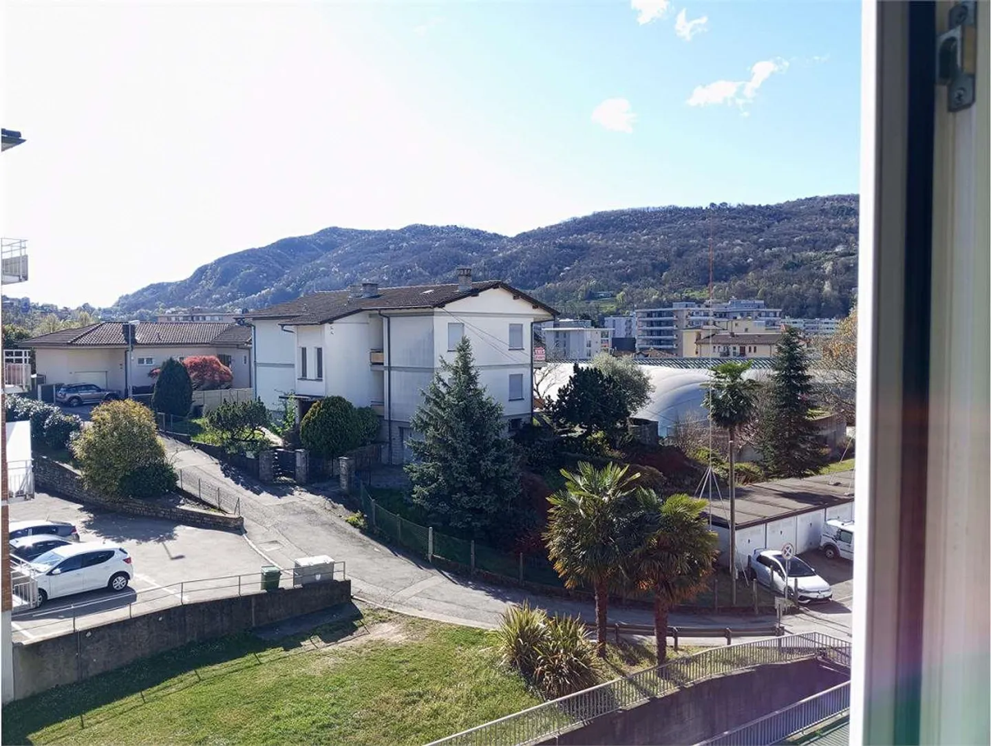 Appartement lumineux de 4,5 pièces dans un quartier résidentiel calme - Photo 13 sur 13