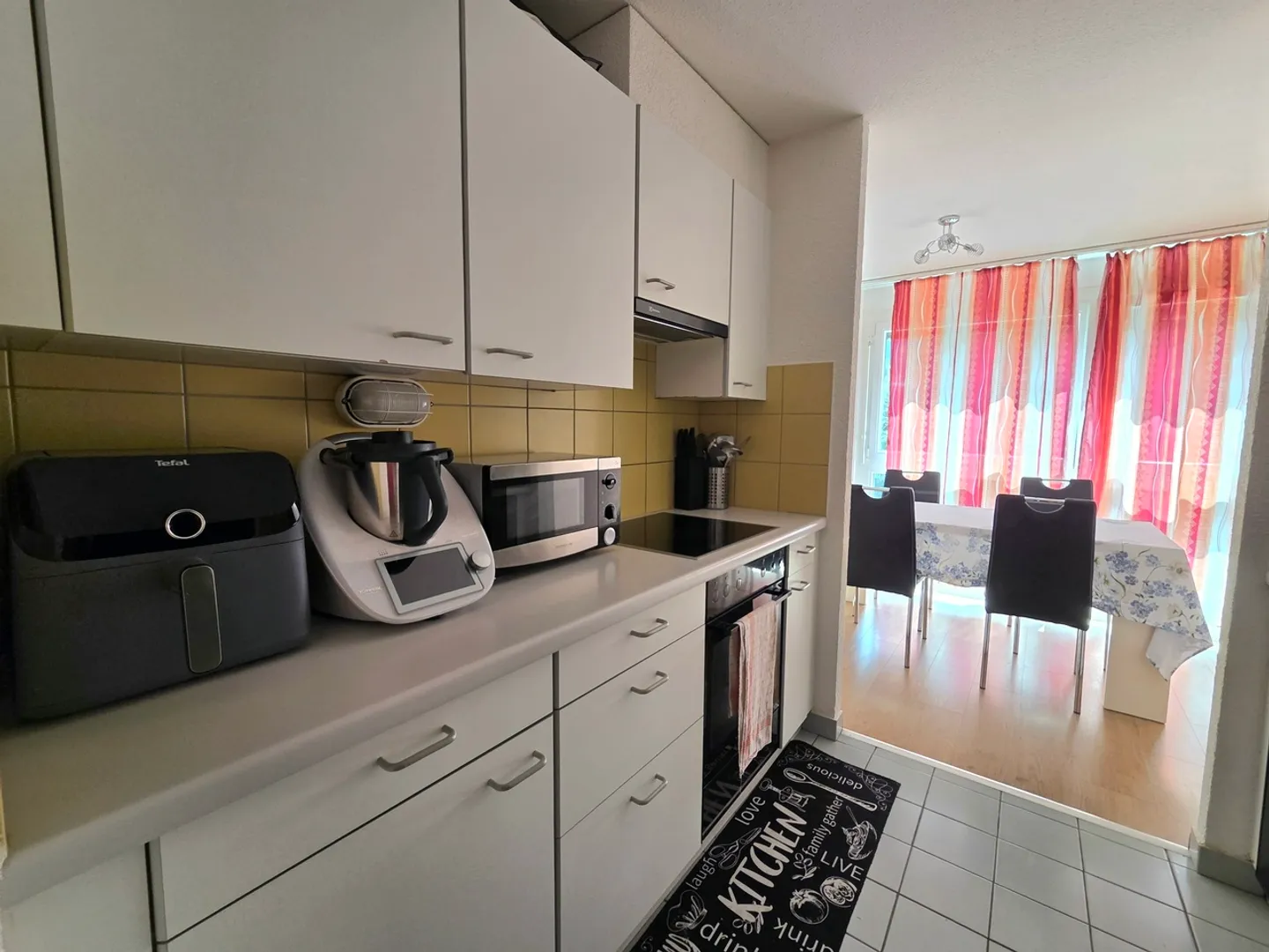 Bel appartamento di 3,5 locali con balcone - Foto 3 di 8